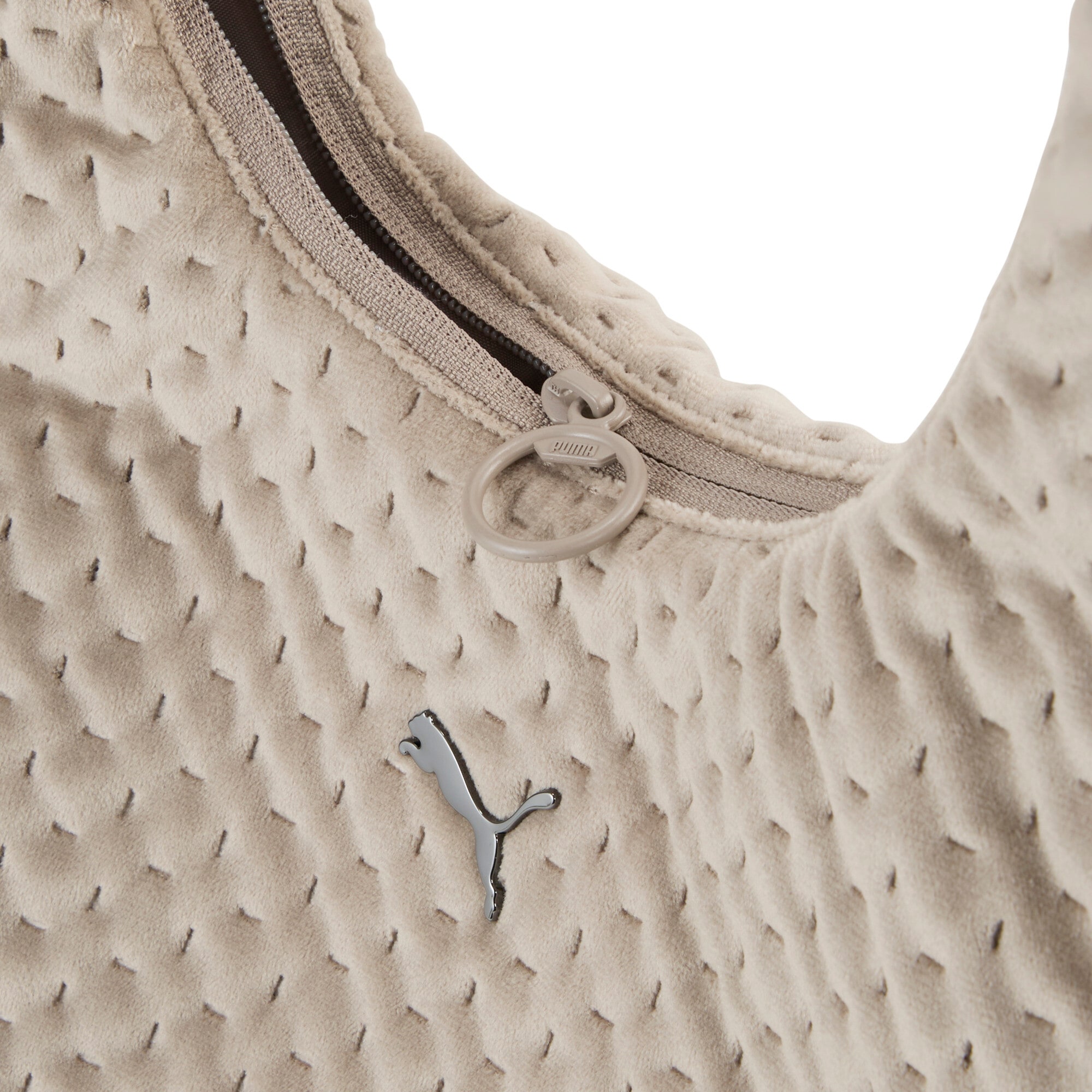PUMA Umhängetasche »UP VELVET LARGE PRISM BAG« grosses Volumen, unifarbenes Design, sportlicher Stil, Umhängetasche