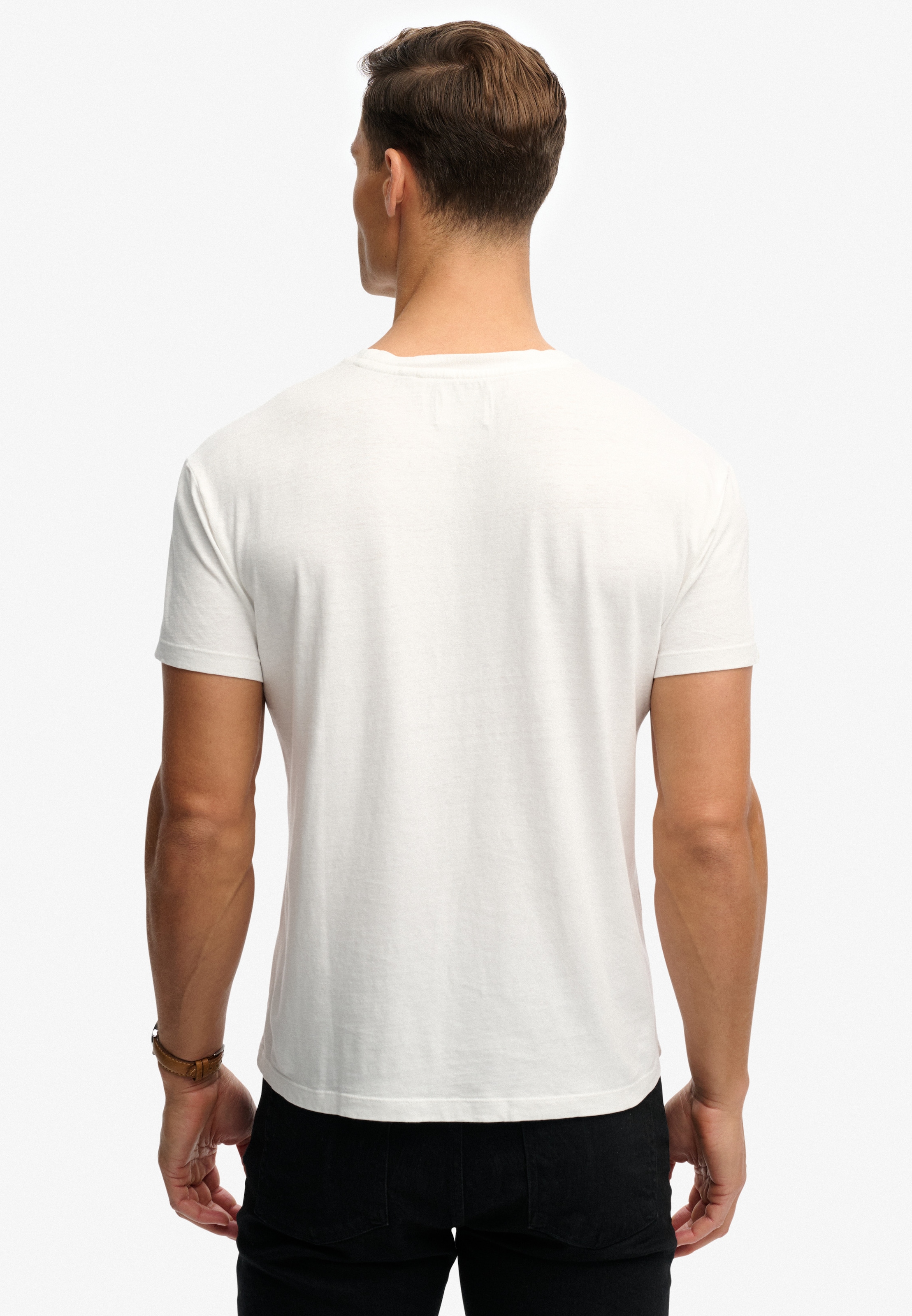 Superdry Shirt à col rond »COTTON CLASSIC LINEN PKT TEE« Mélange de coton, coupe décontractée en mélange coton-lin léger et aéré