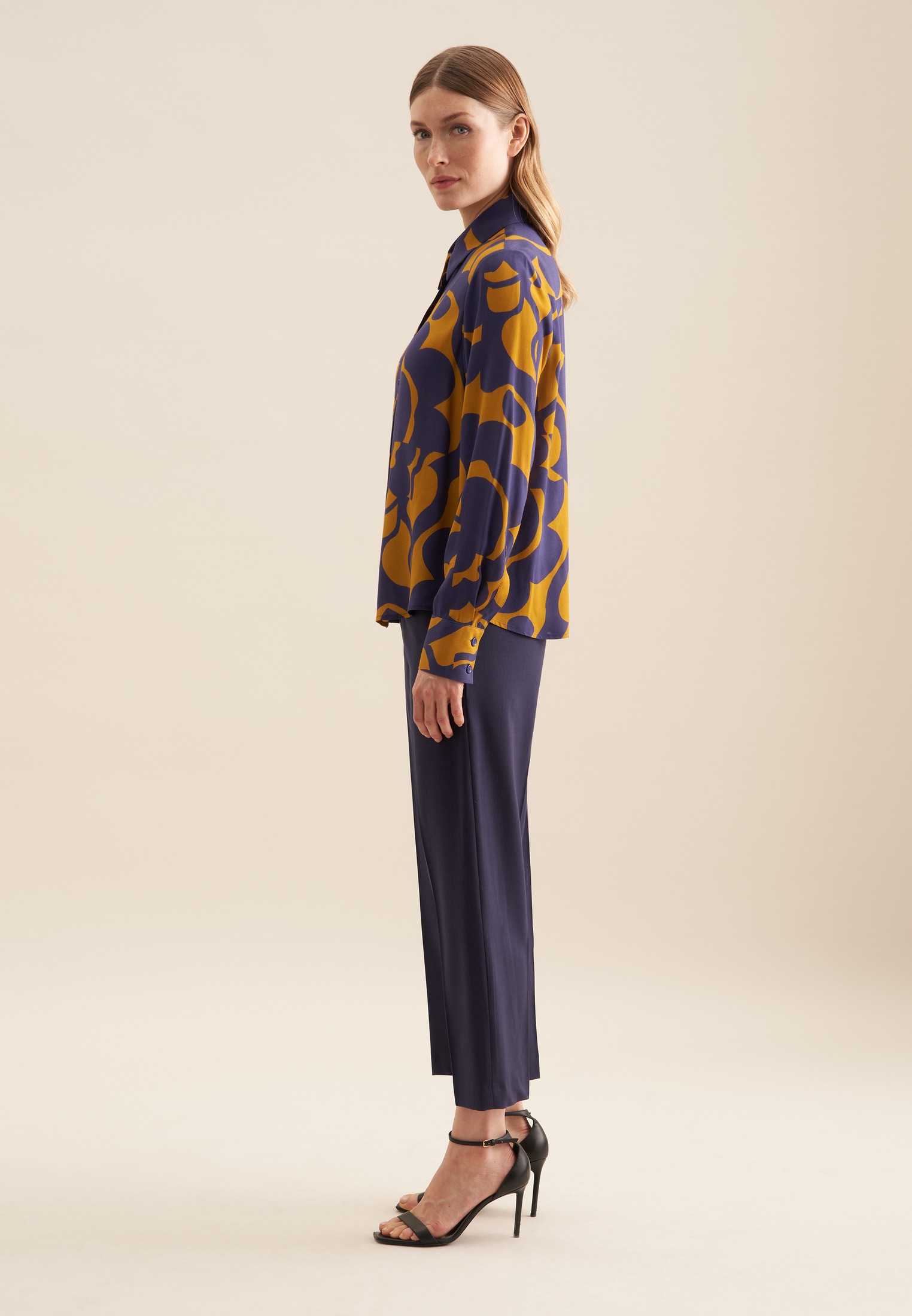 seidensticker Hemdbluse »Schwarze Rose« 1/1 Kragen Geometrische Muster