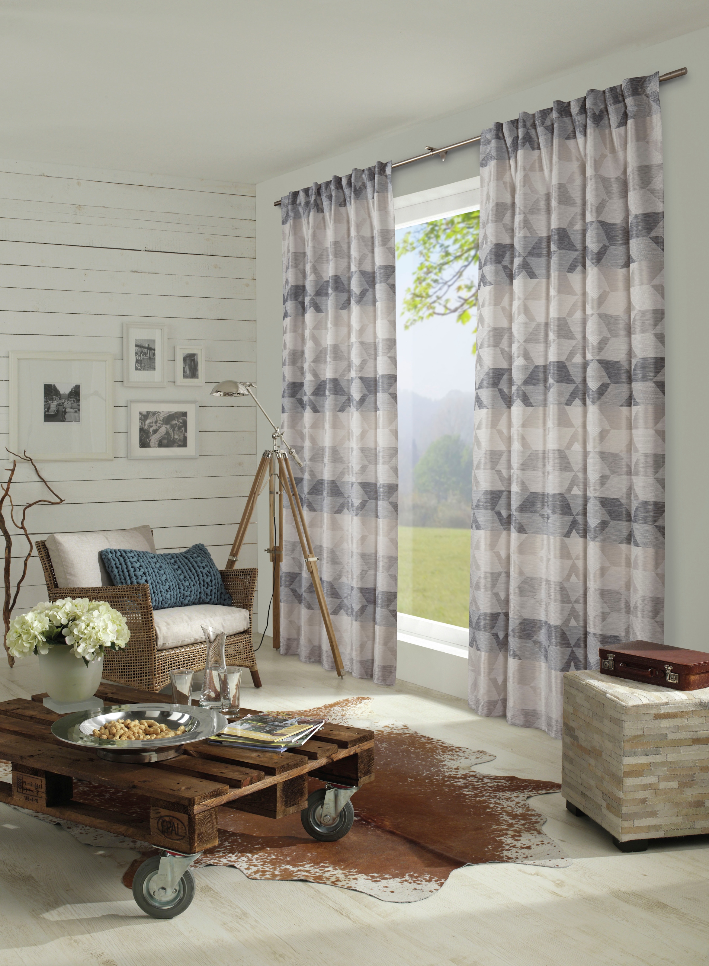 Sehlbach Gardine »Schal Raute« Schlaufen 1 Stk. tlg. mit Gardinenband und verdeckten Schlaufen