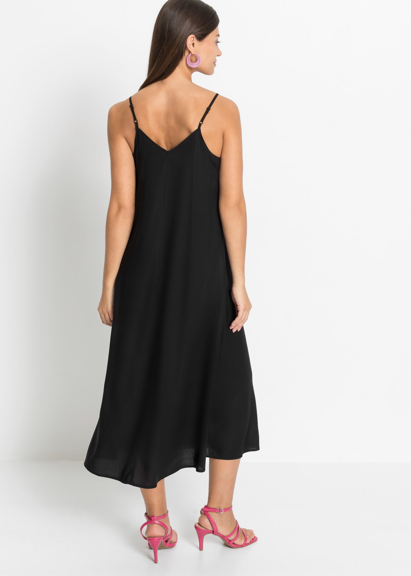 bonprix Robe à bretelles »Trägerkleid aus feiner Viskose« für den Alltag, ärmelloses Design, aus Viskose, in A-Linie