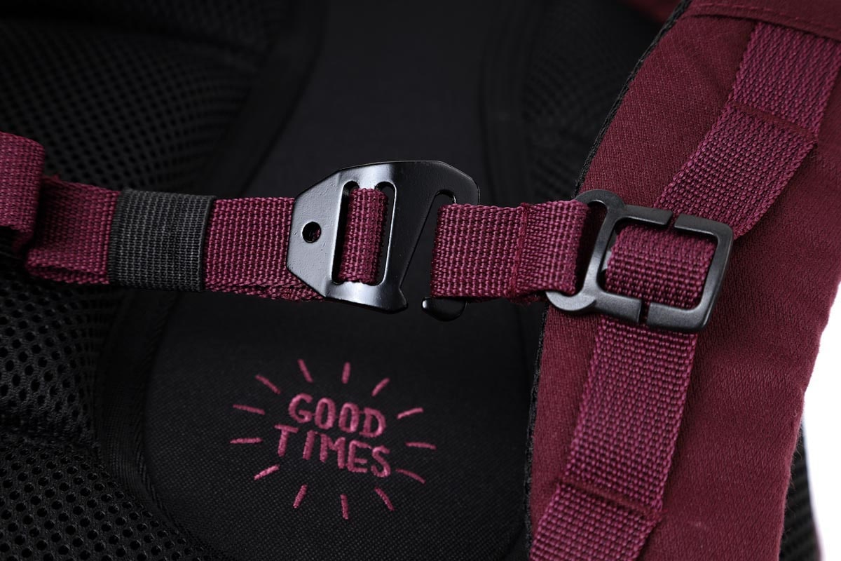 NITRO Freizeitrucksack »Daypacker« mit Laptopfach, Schulrucksack, Wanderrucksack oder Streetpack