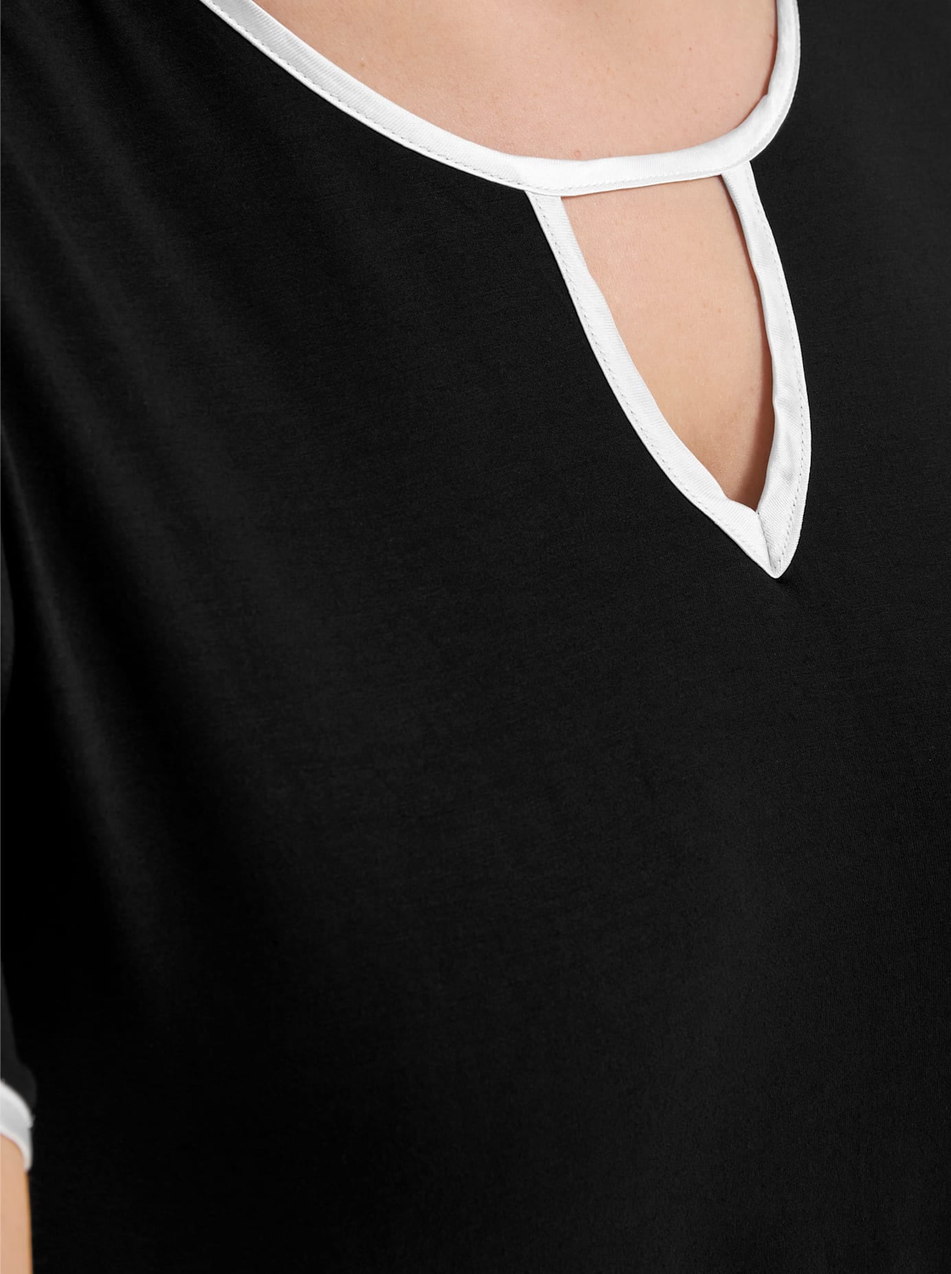 Sheego Shirt à col rond »Halbarmshirt« 1