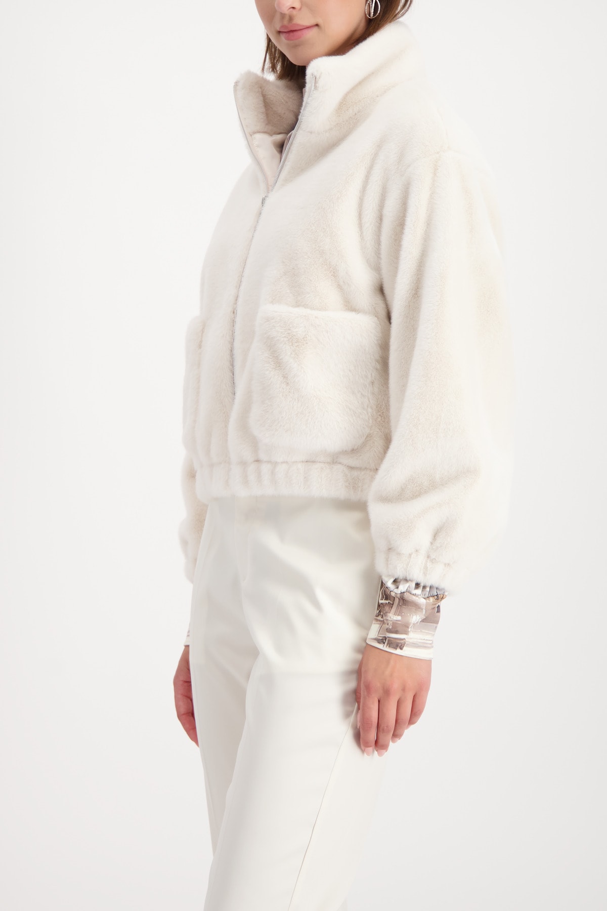 Monari Veste en fausse fourrure »Jacke fake fur« ohne Kapuze Regular fit mit Stehkragen