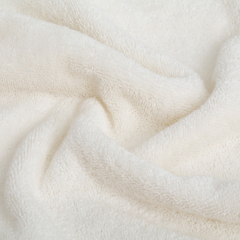 Wolkenfeld Duschtücher »Premium Low-Twist Baumwolle 550 g/m² – 2 grosse Duschtücher« 70×140 cm – weich, saugfähig und ideal für Bad & Wellness