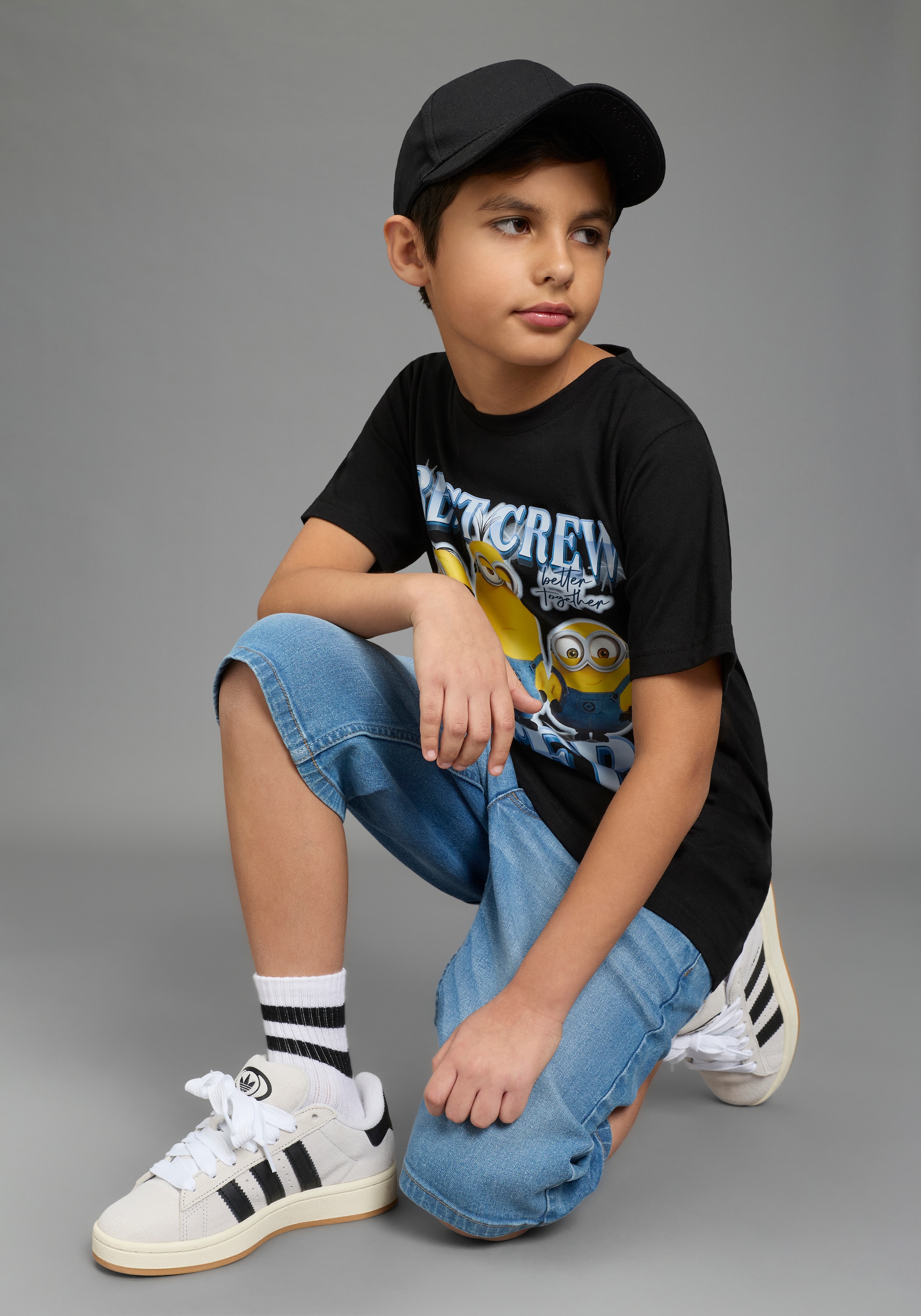 KIDSWORLD T-Shirt »MINIONS Shirt : BEST CREW EVER« Kurzarm, Rundhalsausschnitt, Basic Passform, aus Baumwolle