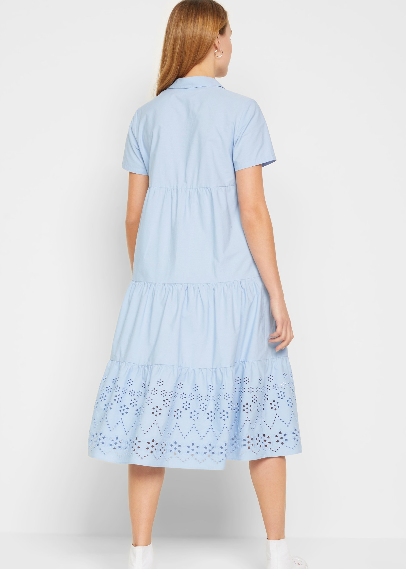 bonprix Robe tunique tunique ample, avec broderie ajourée, manches courtes, en coton