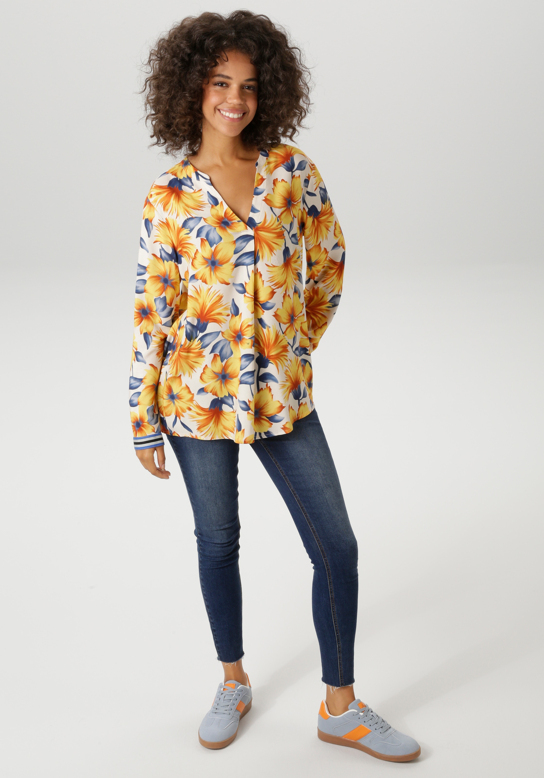 Aniston CASUAL Blouse à enfiler mit farbharmonischen, grossflächigen Blüten bedruckt - NEUE KOLLEKTION