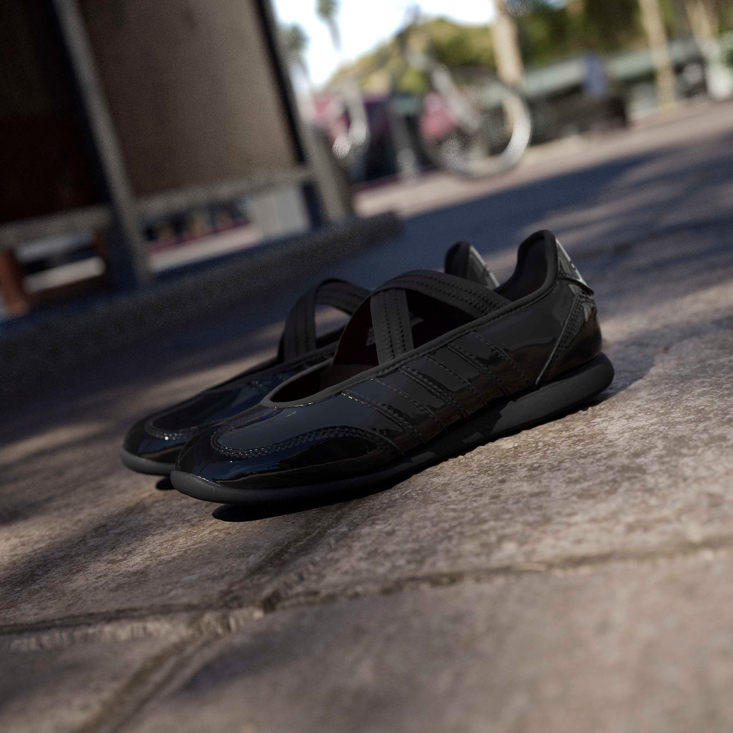 adidas Sportswear Sneaker Ballerinas »BARREDA MARY JANE KIDS«  Design auf den Spuren des adidas Samba Mary Jane