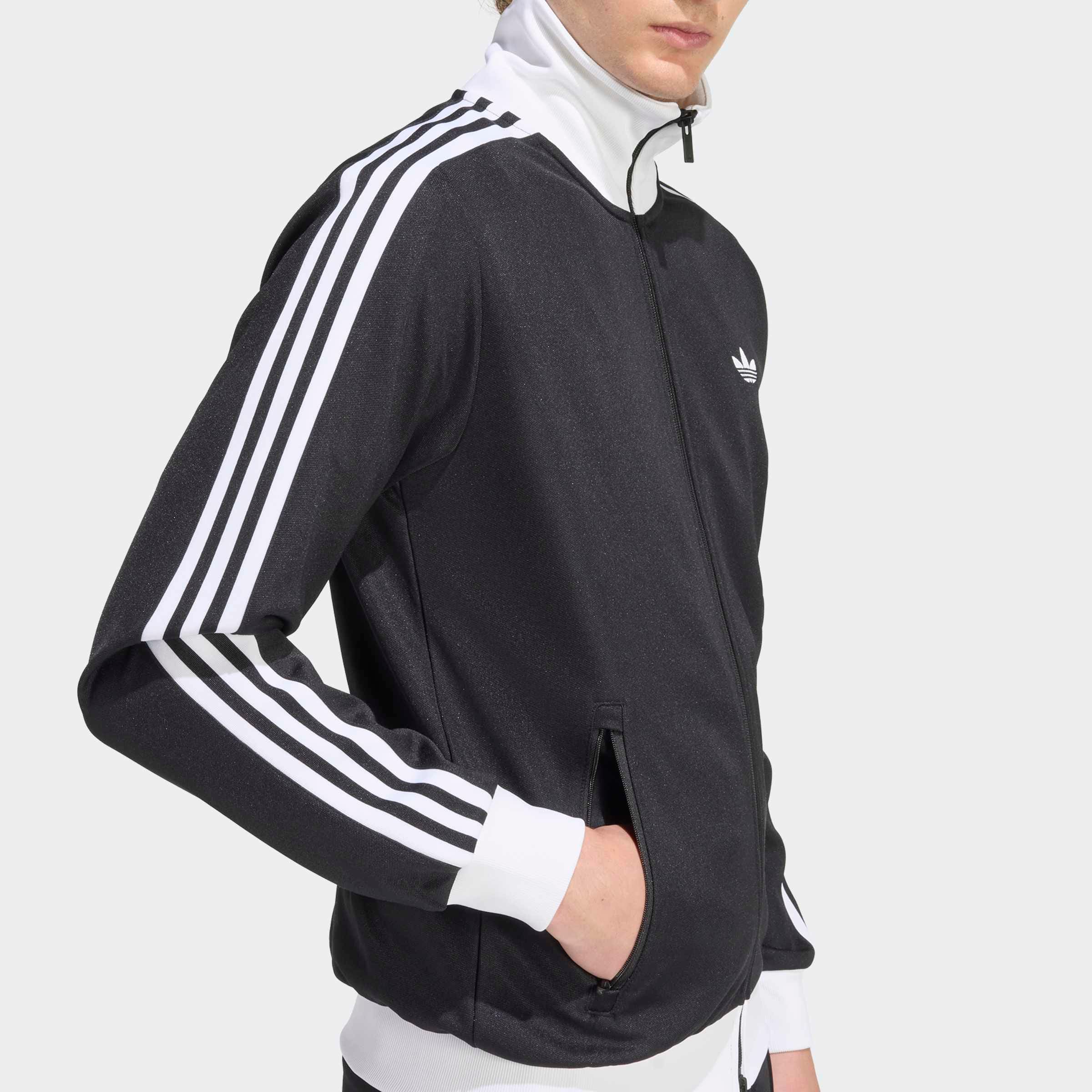 adidas Originals Trainingsjacke »BECKENBAUER TT« mit Rundhalsausschnitt, aus Baumwolle und Polyester, in normaler Länge