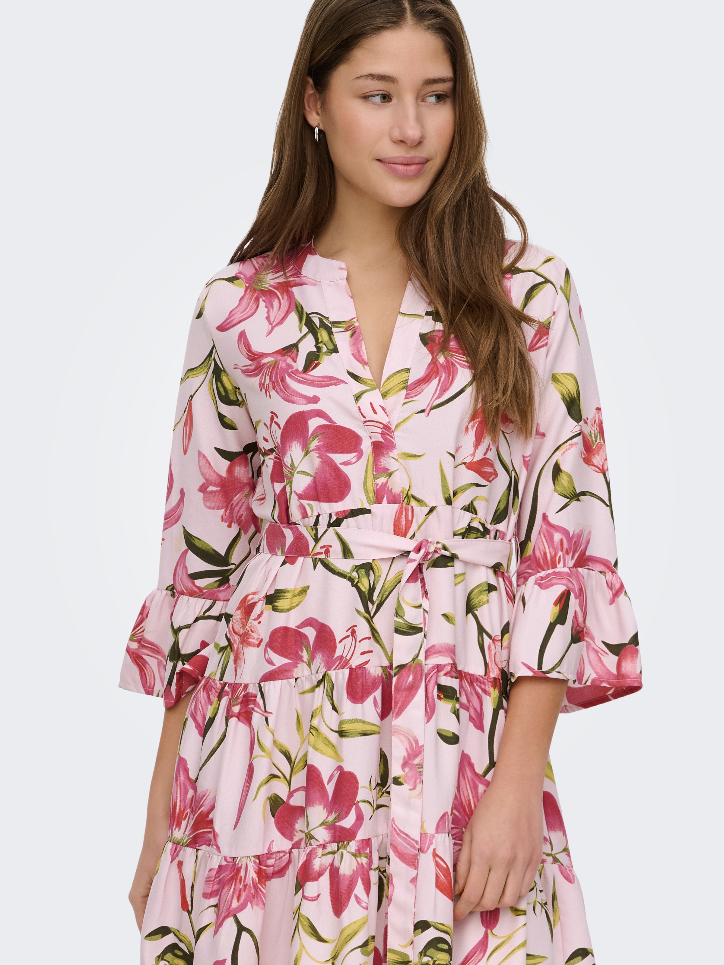 ONLY Robe tunique »ONLSINA LIFE 3/4 SHORT DRESS NOOS WVN« avec volant