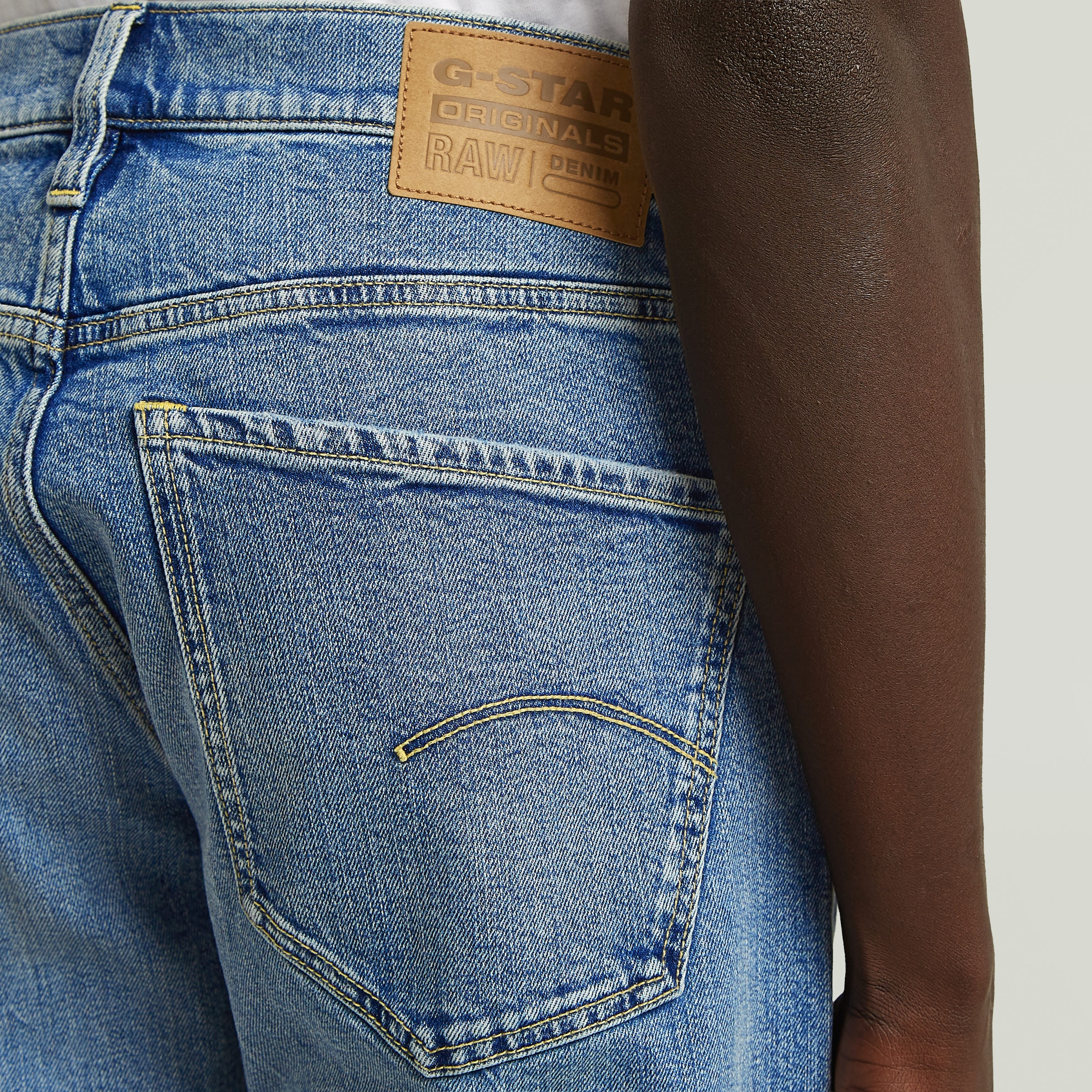 G-STAR Jeans droit »Mosa Straight« mit hellen Nähten
