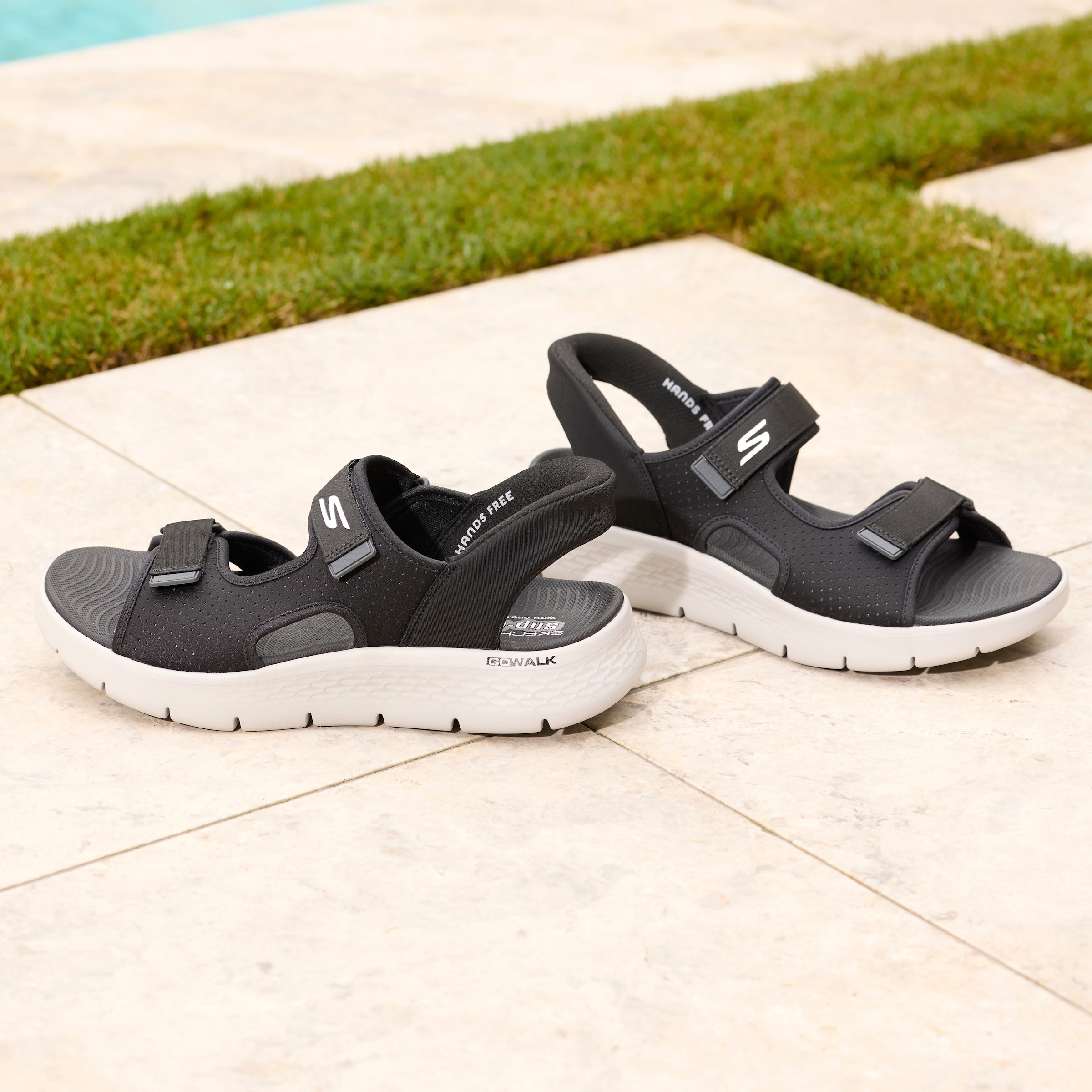 Skechers Sandale »GO WALK FLEX SANDAL-EASY ENTRY«  Sommerschuh, Sandalette, Slip-In mit atmungsaktiver Goga Mat Sohle