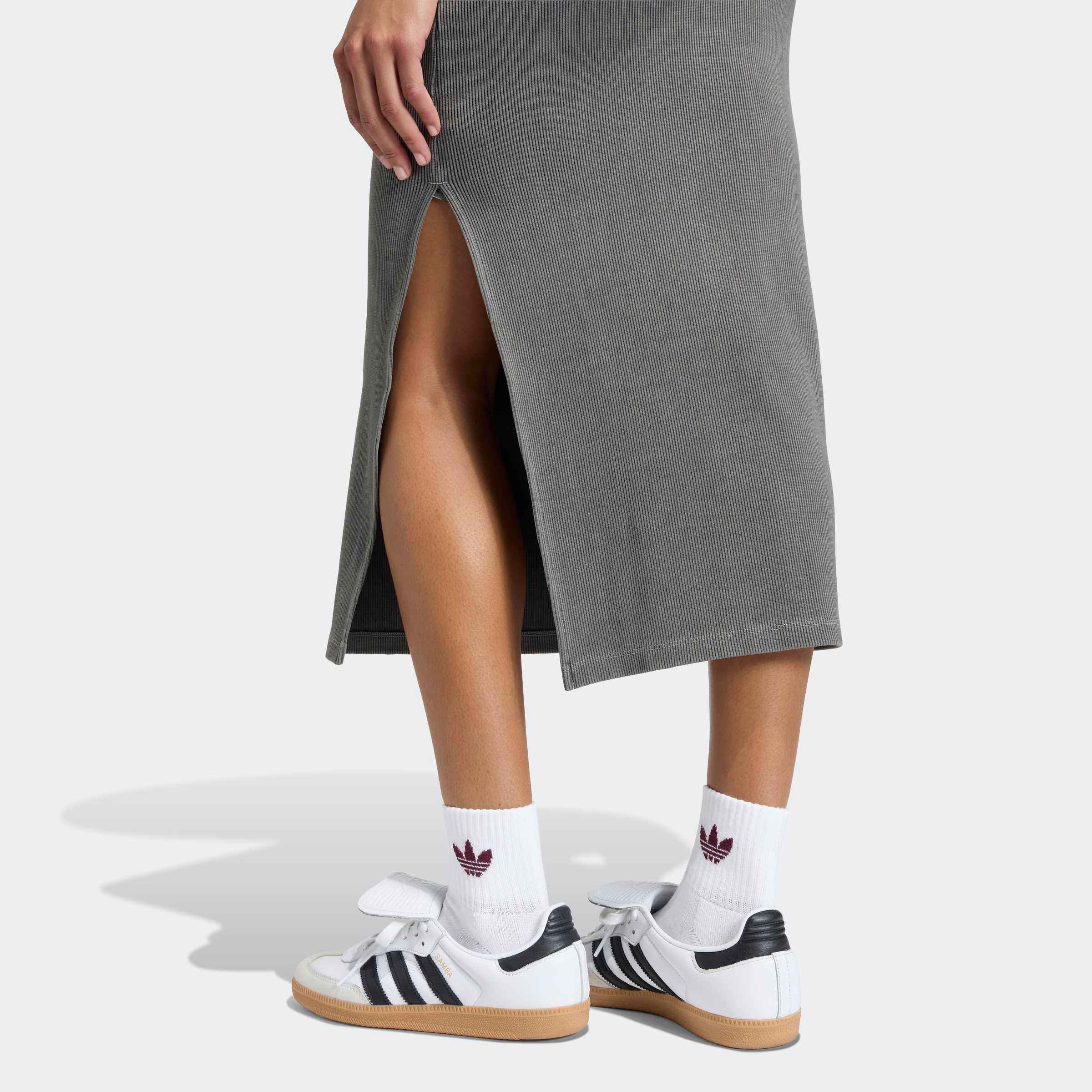 adidas Originals Robe t-shirt »ESS RIB DRESS«
