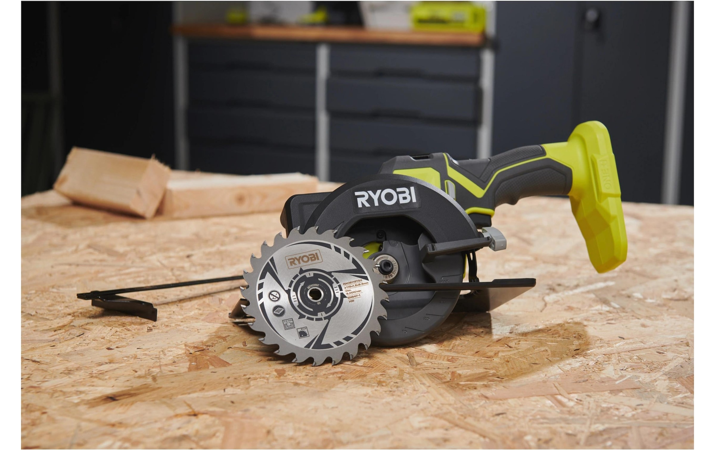 RYOBI Scie circulaire portative sans fil »18 V ONE+ R18CS115-0«
