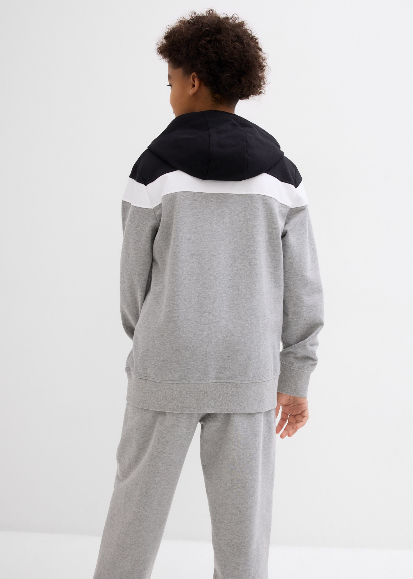 bonprix Sweat à capuche avec capuche, pour printemps et été, manches longues