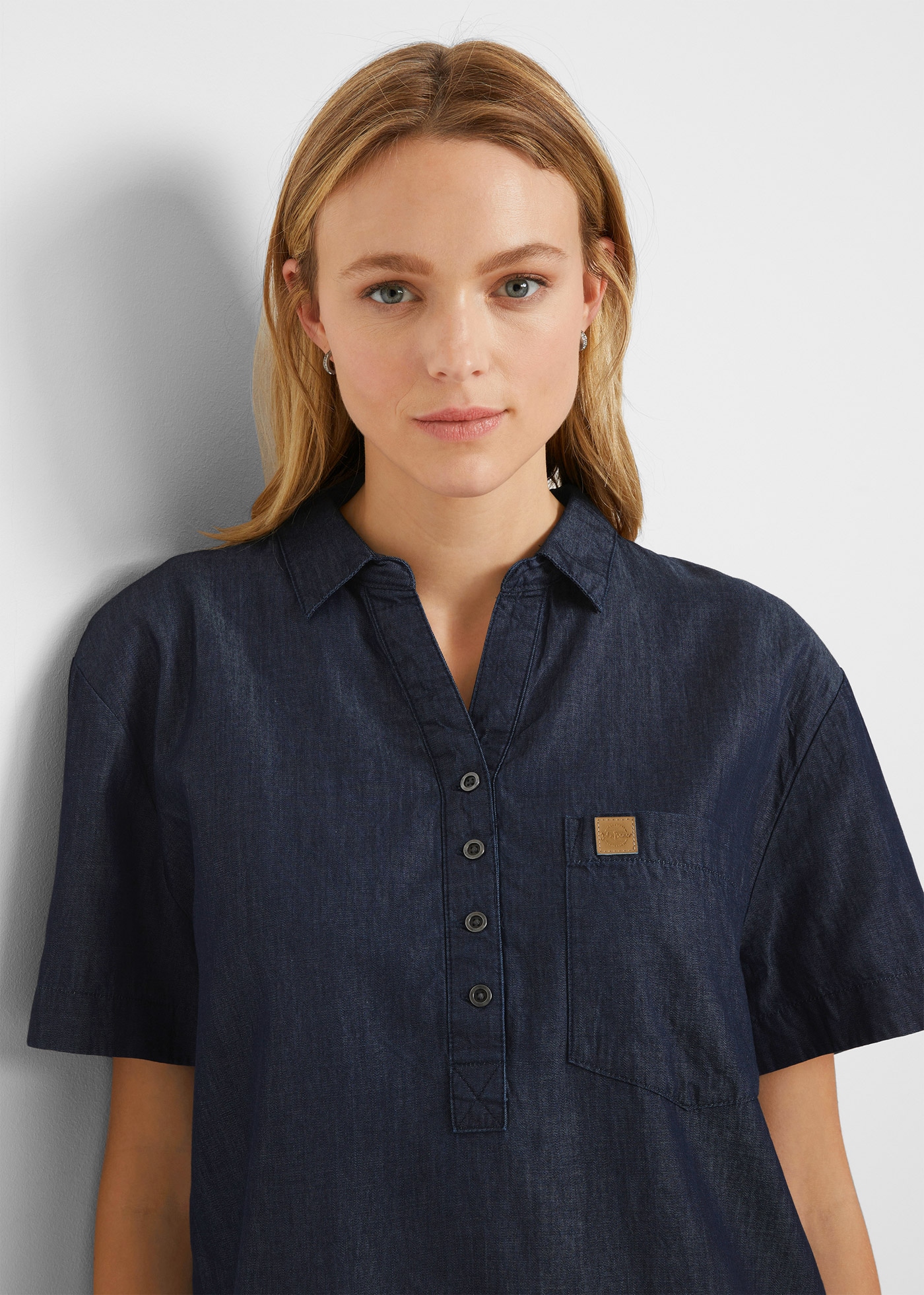 bonprix Jeanskleid Brusttasche Casual, aus Baumwolle, Oversize Passform