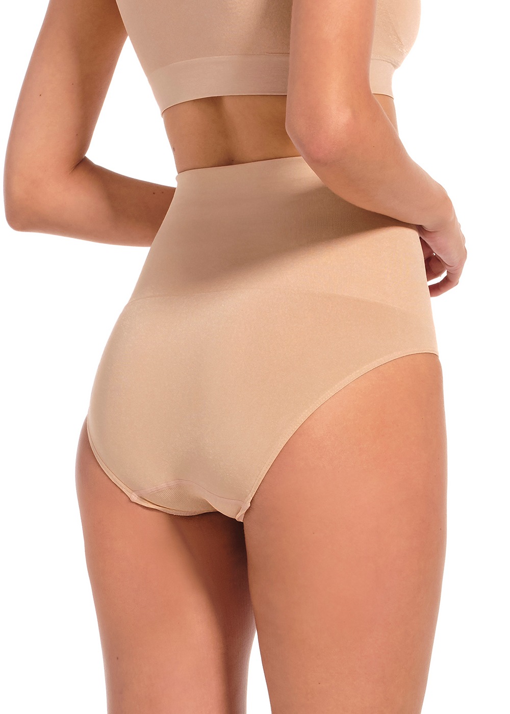 MAGIC Bodyfashion Slip eng, hoch geschnitten, formend, nahtlos, bequem, basic, schimmernd