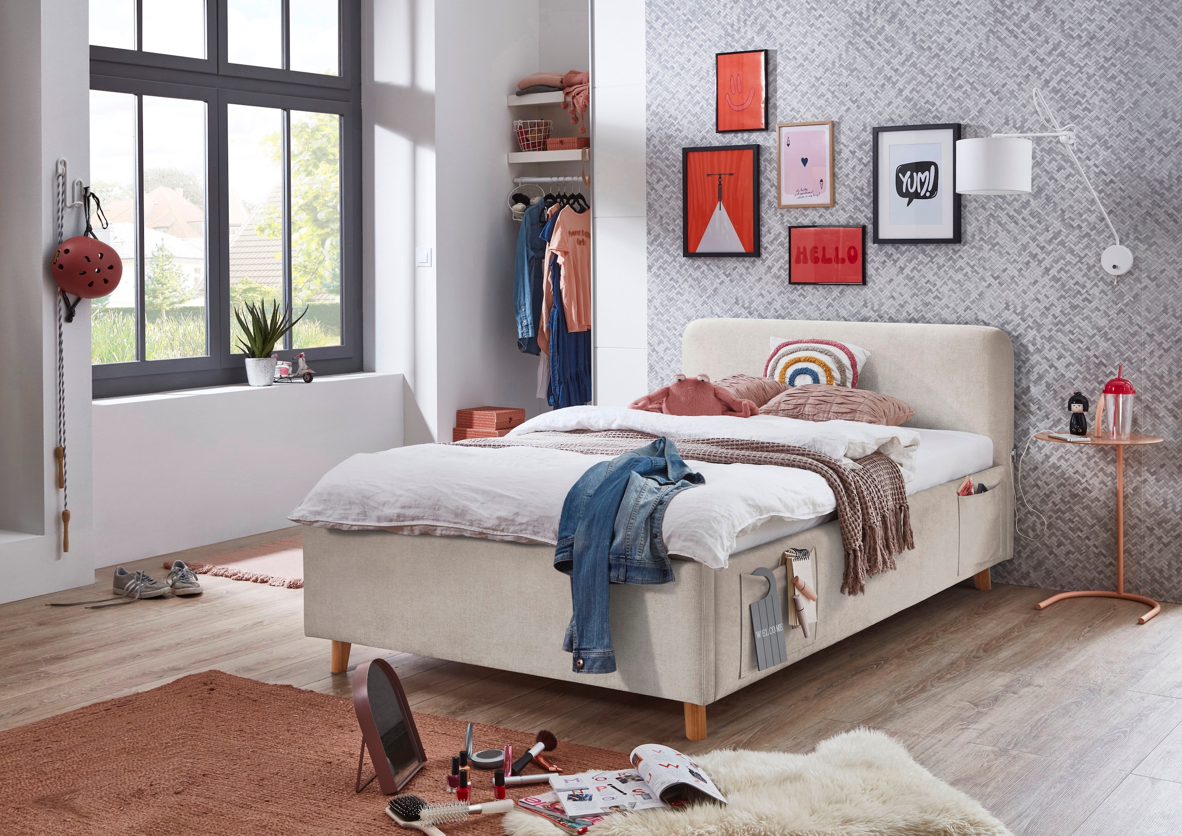 meise.möbel Kinderbett »COSY in de Breiten 90, 120 & 140 erhältlich, wahlweise mit Bettkasten« wahlweise mit Holzfuss in schwarz oder eiche, inkl. USB-Anschluss