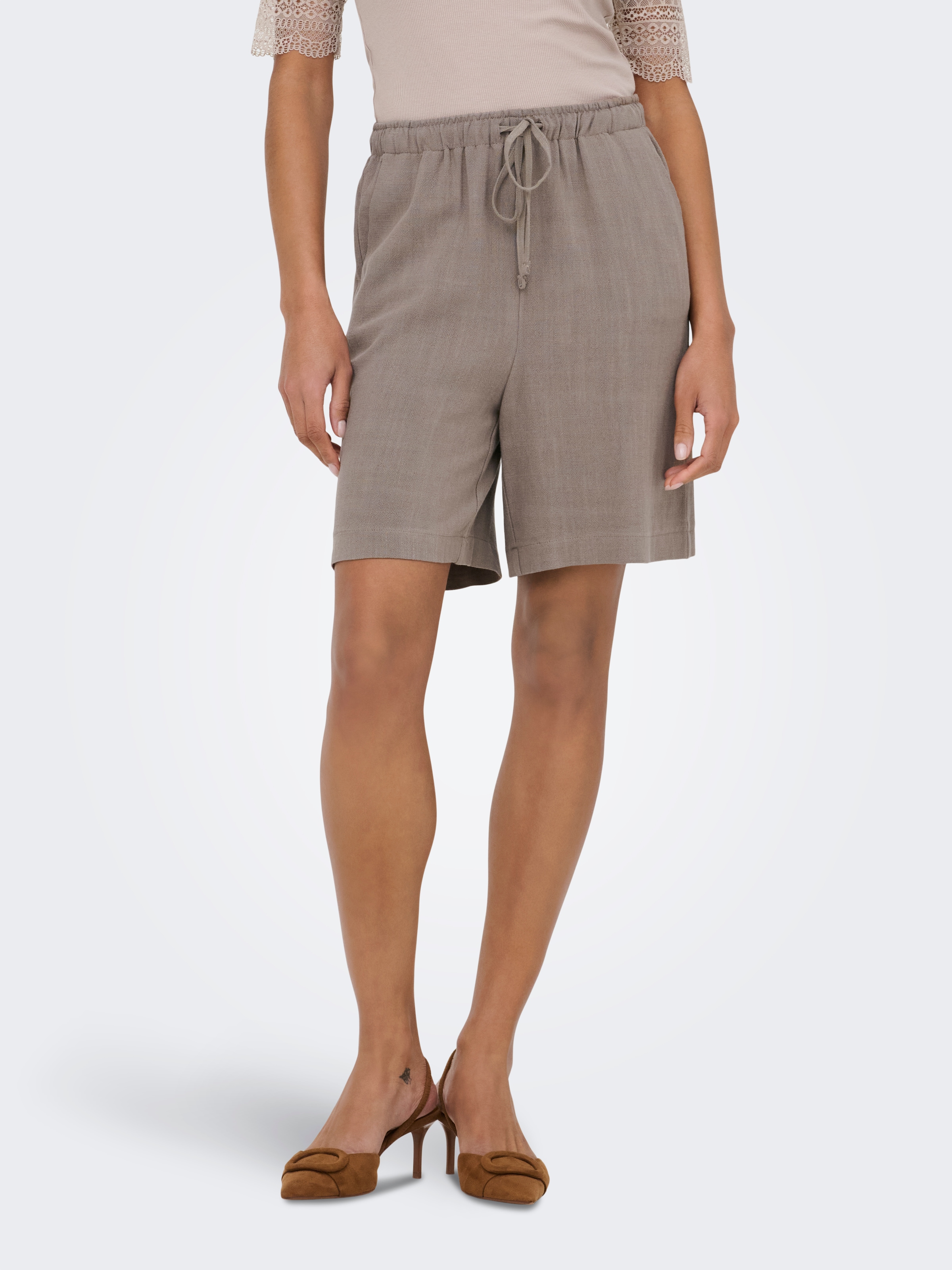 ONLY Shorts »ONLSIESTA MW PULL-UP LIN BL SHORTS NOOS«  loose fit, Jersey, Viskosemischung, elastischer Bund, unifarben