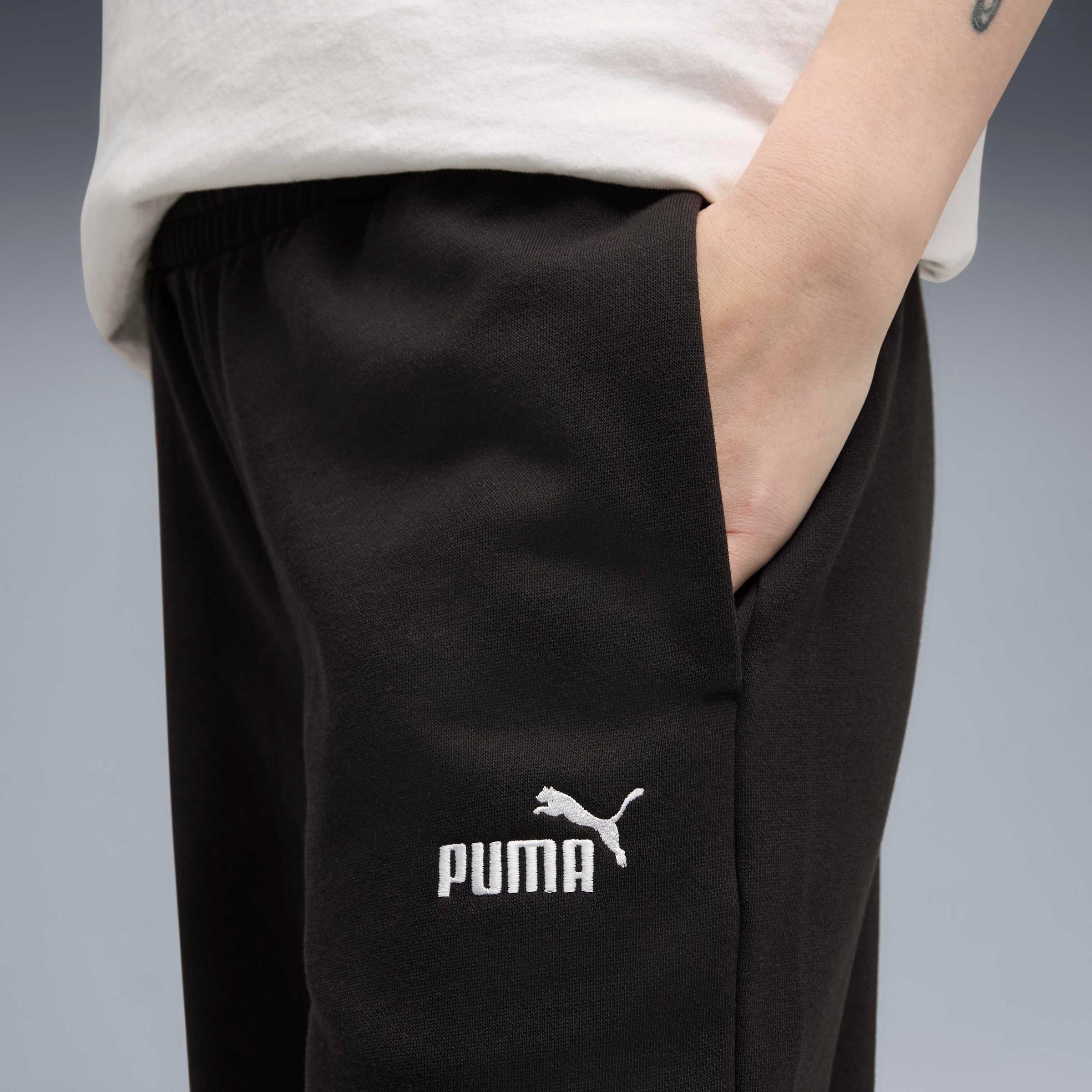 PUMA Trainingshose »ESS SMALL NO 1 LOGO COMFORT STRAIGHT PANTS FL OP«  für sportliche Aktivitäten, bequemer Tragekomfort