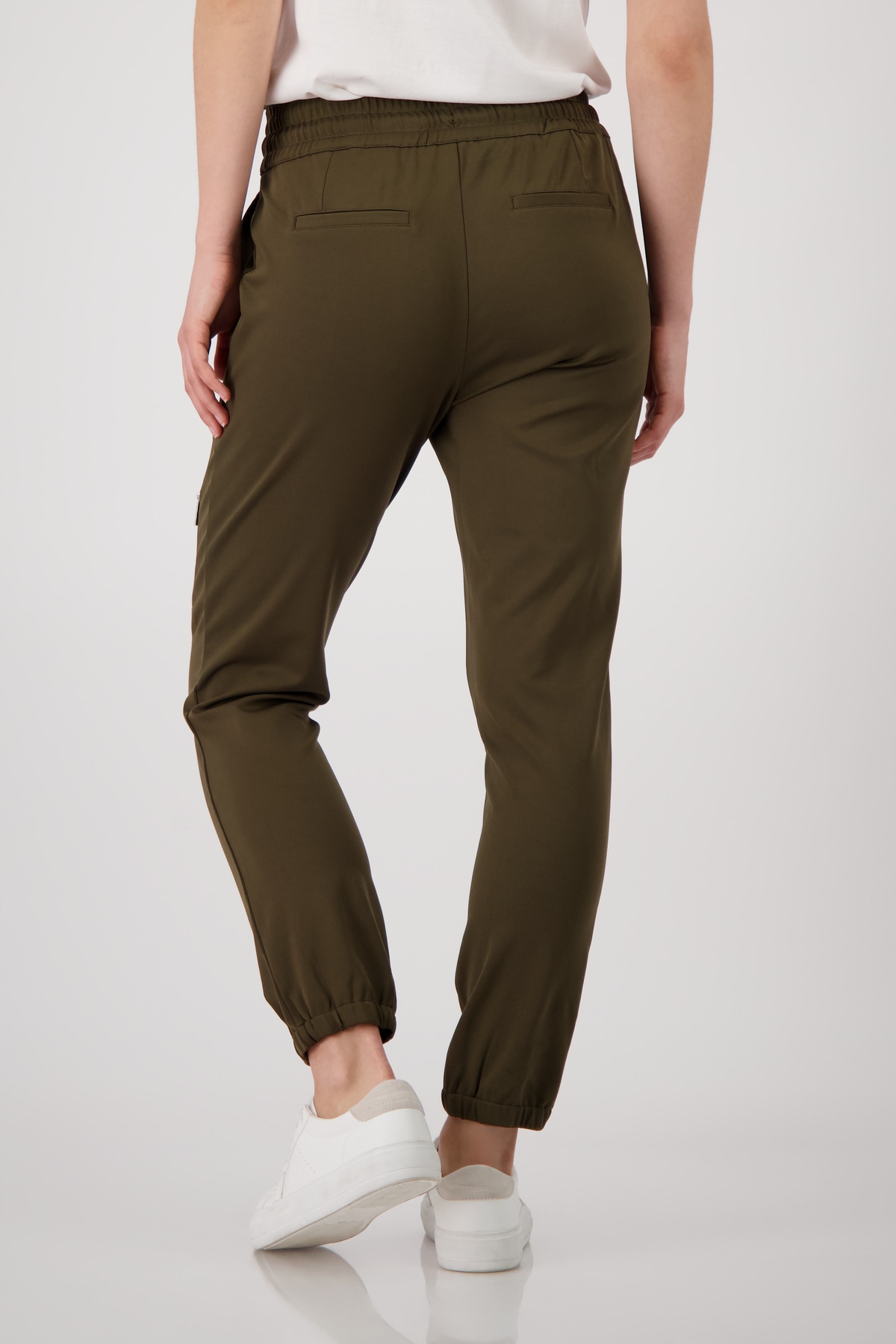 Monari Pantalon de jogging »Hose Jill Basic«  Regular fit mit Reissverschlusstasche