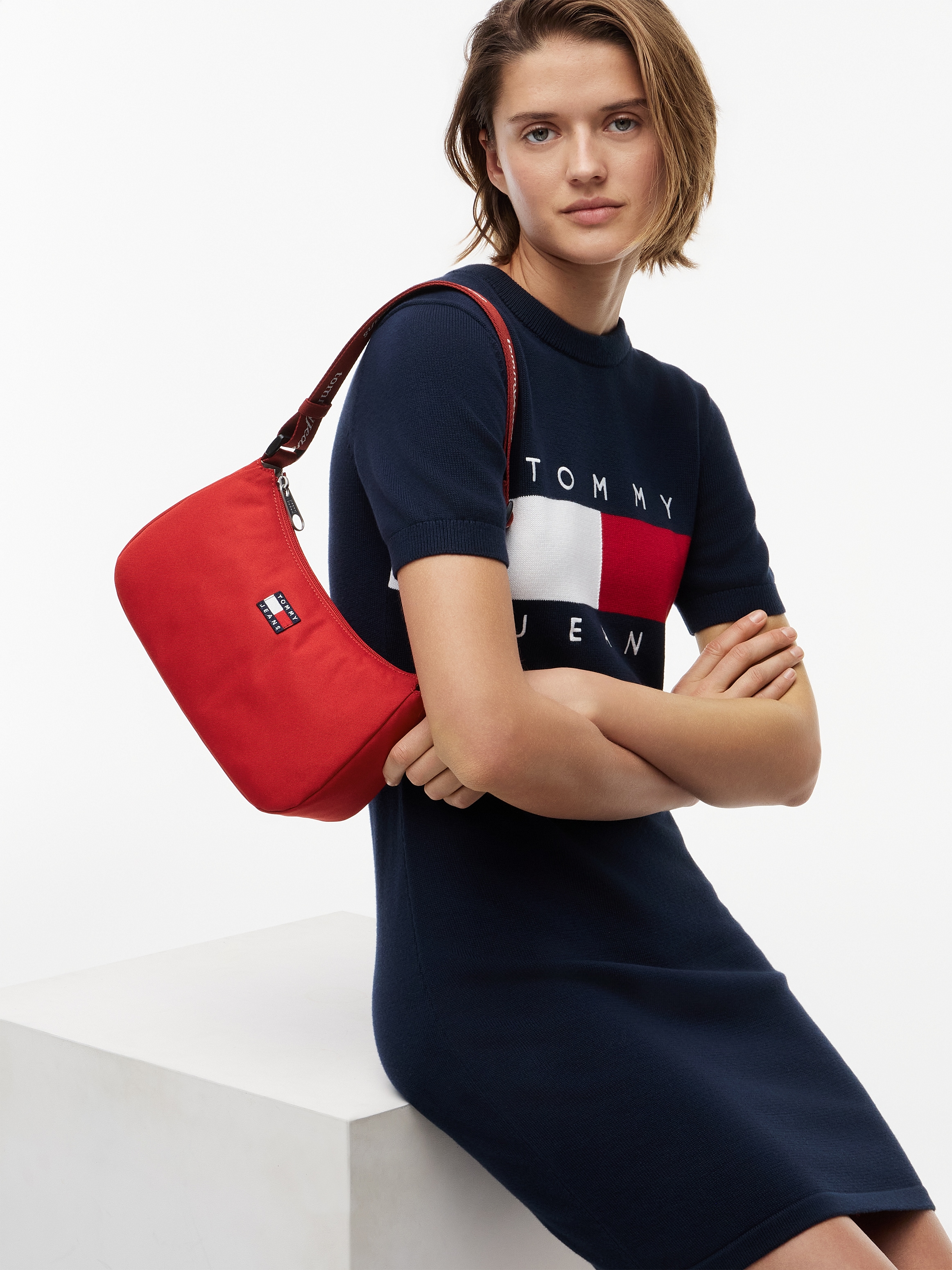 Tommy Jeans Sac à bandoulière »TJW ESS DAILY SHOULDER BAG« Sac à main femme, sac bandoulière avec inscription logo sur la sangle