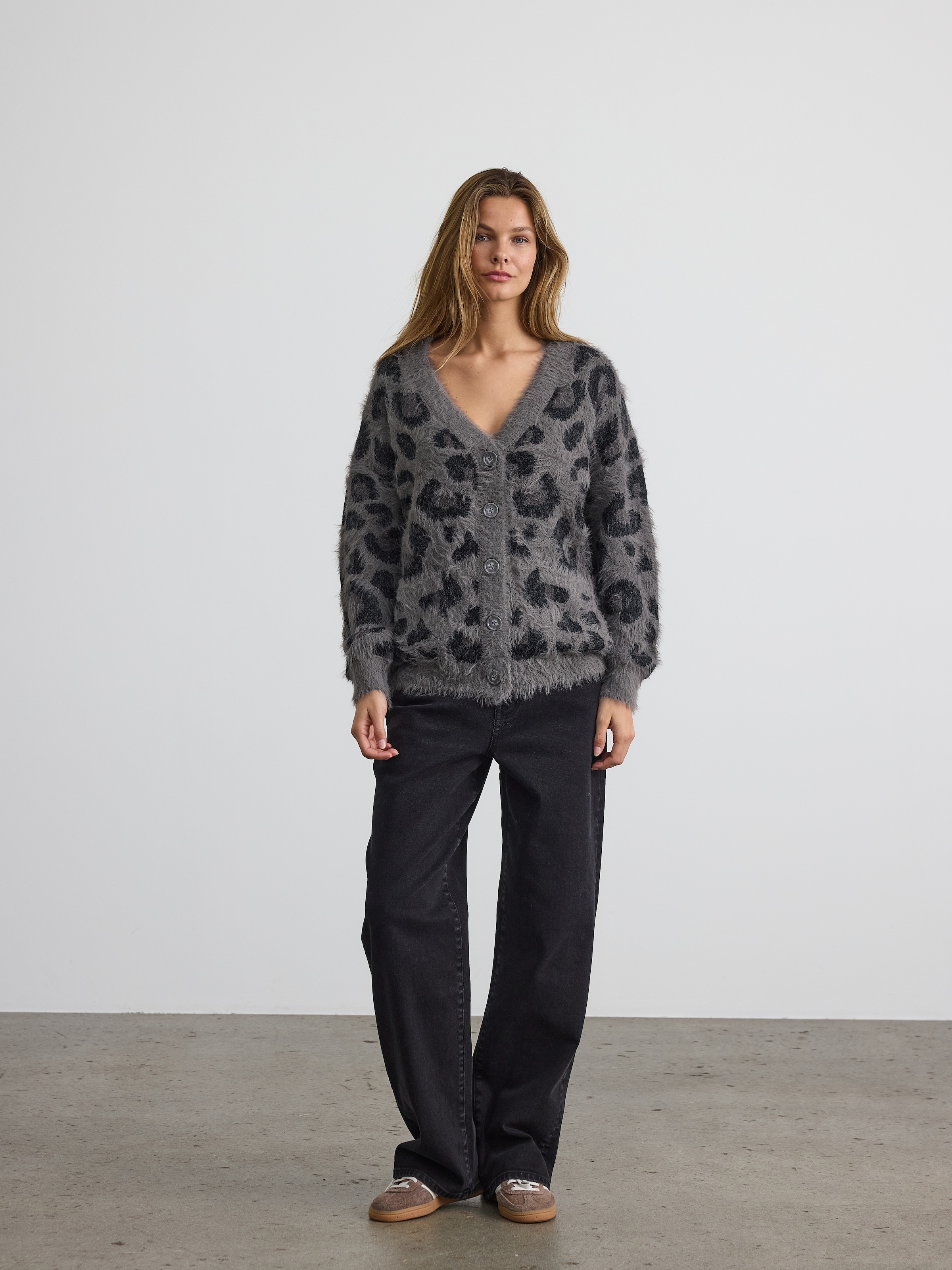 Noisy may Veste en tricot »NMFLYNN L/S V-NECK KNIT CARDIGAN NOOS«