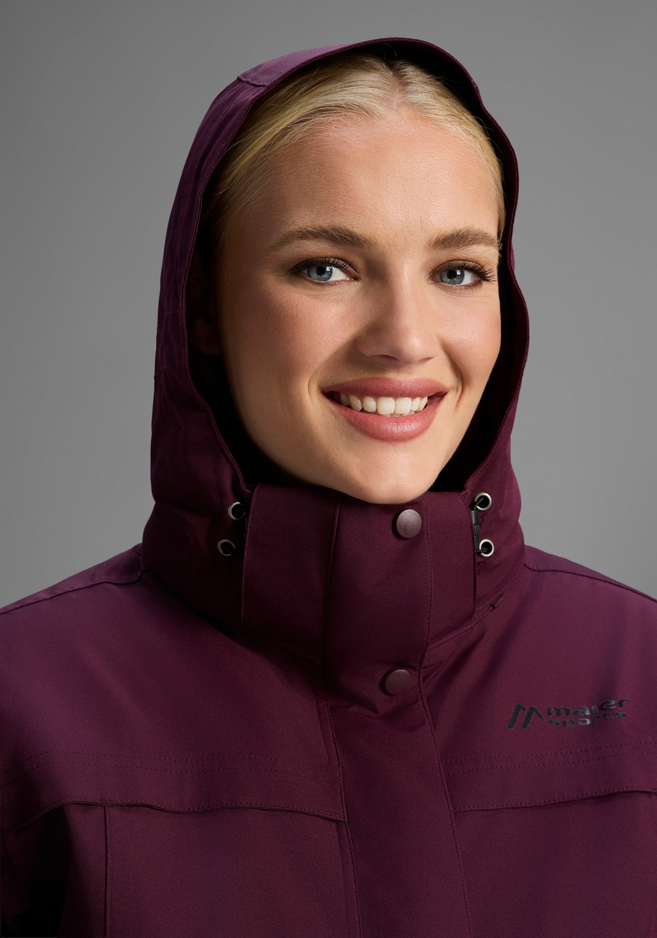 Maier Sports Veste tous temps »DA-JACKE MTEX EL. LISBON« mit Kapuze Auch in Kurz-Grössen, atmungsaktiv, wasserdicht, winddicht