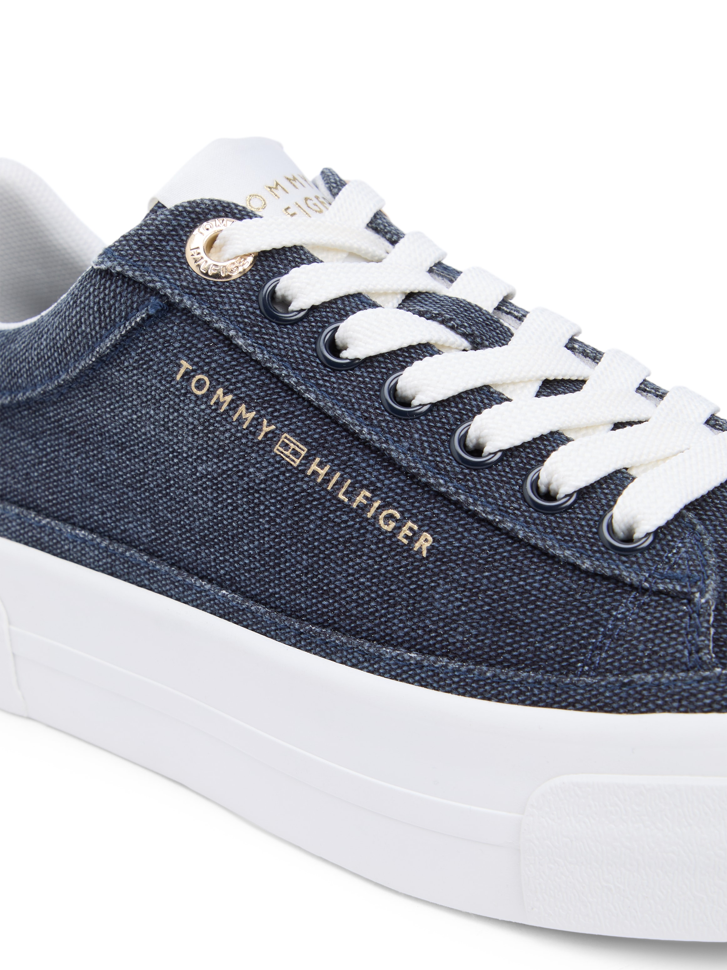 Tommy Hilfiger Baskets à plateforme »TH FOXING PLATFORM WASHED CANVAS«  Chaussure de loisirs, chaussure basse, à lacets, look jean tendance