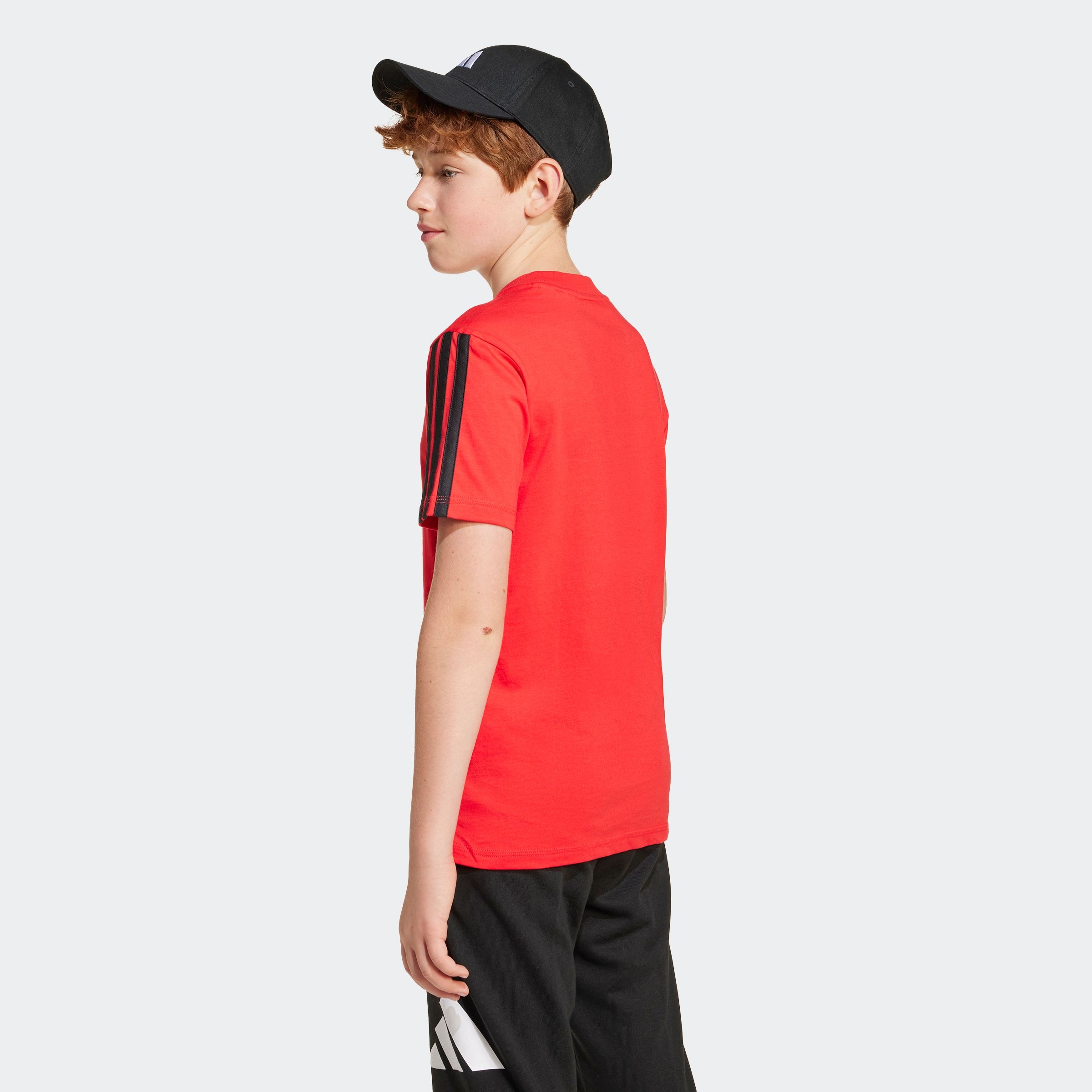 adidas Sportswear T-Shirt »J 3S TEE 160« sportlicher Stil, Rundhalsausschnitt, ohne Verschluss, für Kinder