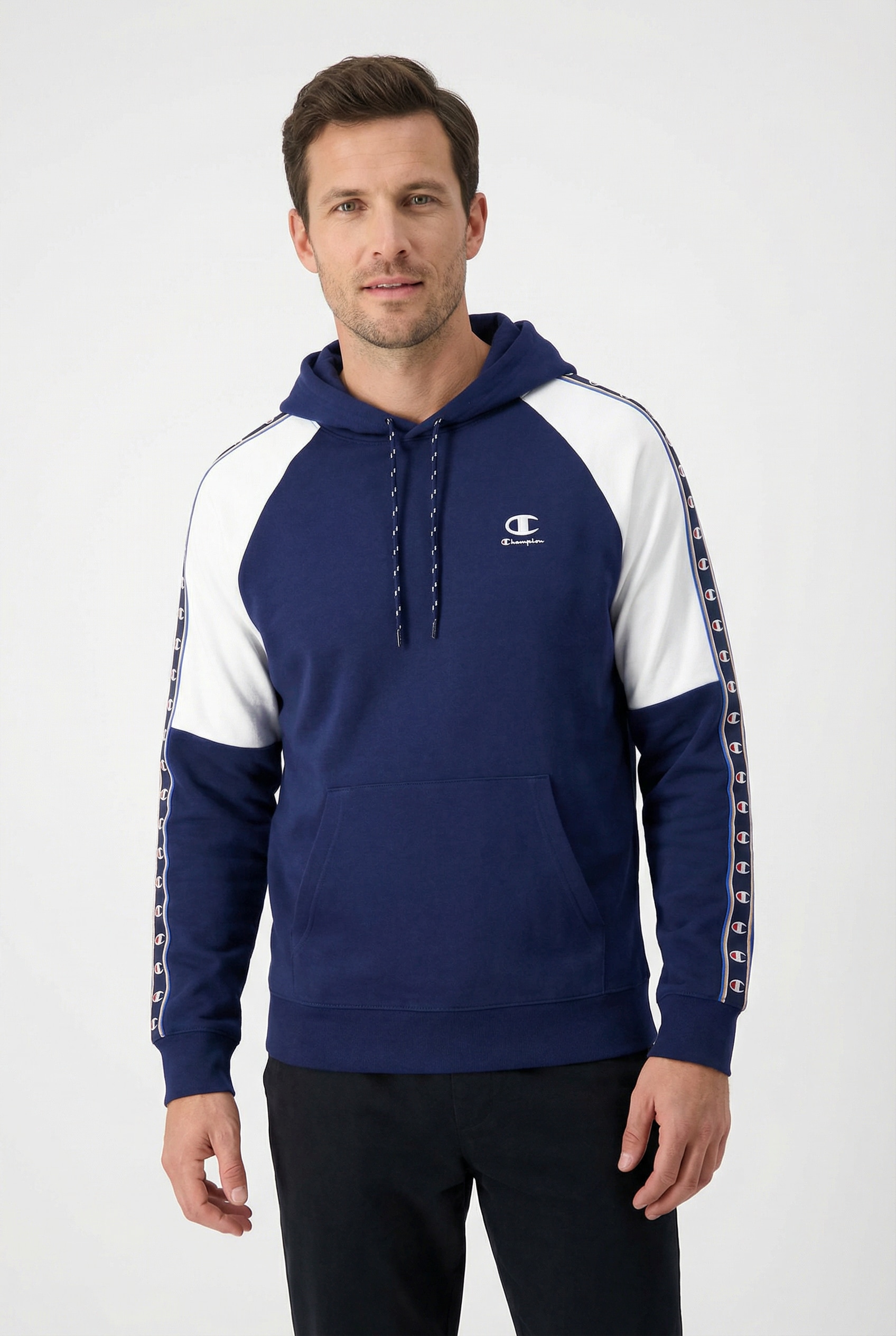 Champion Sweat à capuche »Sports-inspired Interlock Hoodie with Tape detailing«, für sportliche Aktivitäten, mit Rundhalsausschnitt
