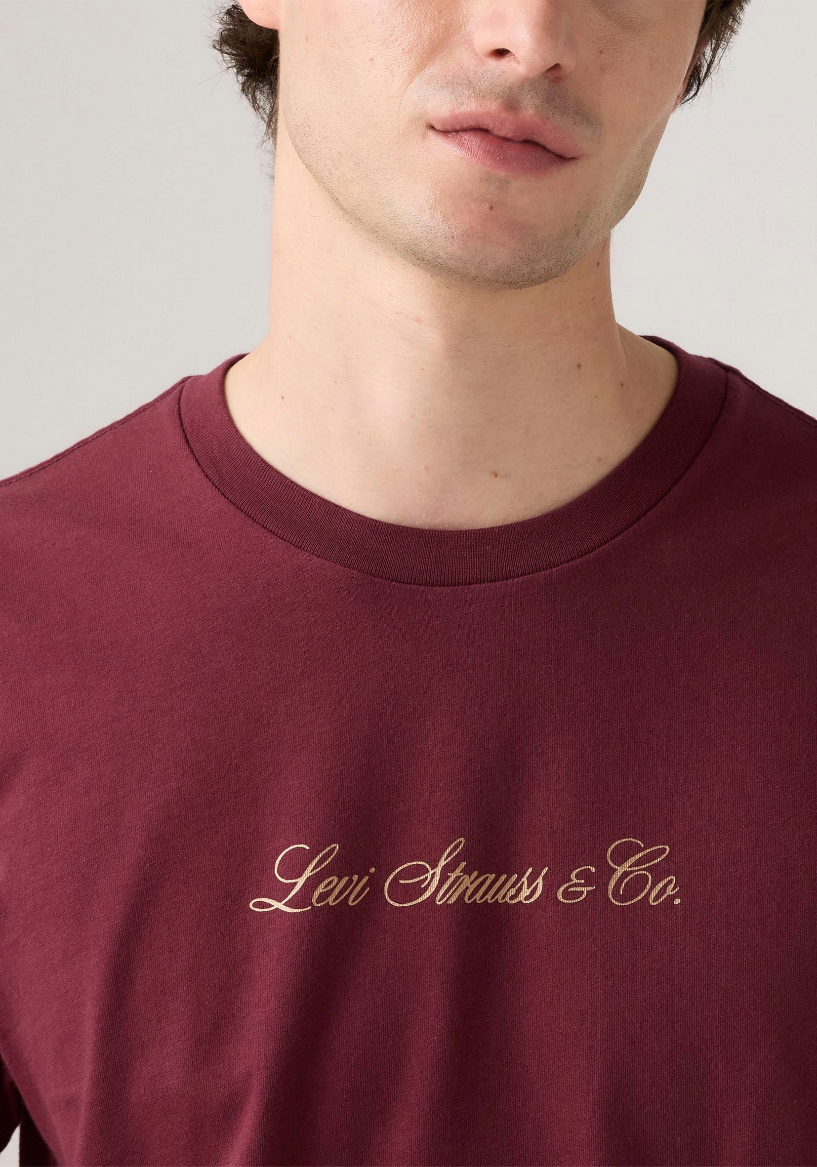 Levi's® T-shirt mit Schriftzug