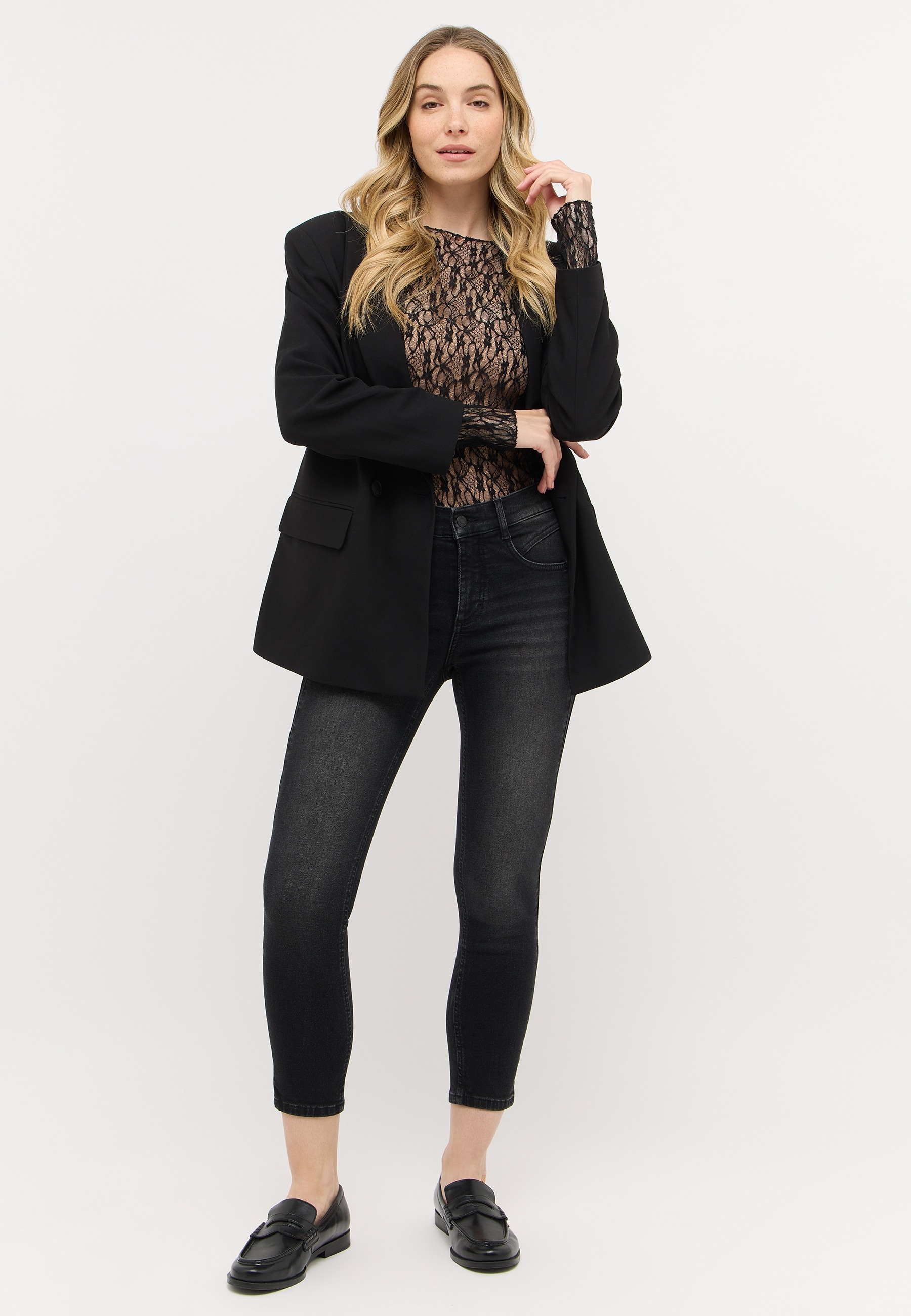 ANGELS Slim-fit-Jeans »ORNELLA SEAM« Slim fit Passform, aus Baumwollmischung, mit 1-Knopf-Form