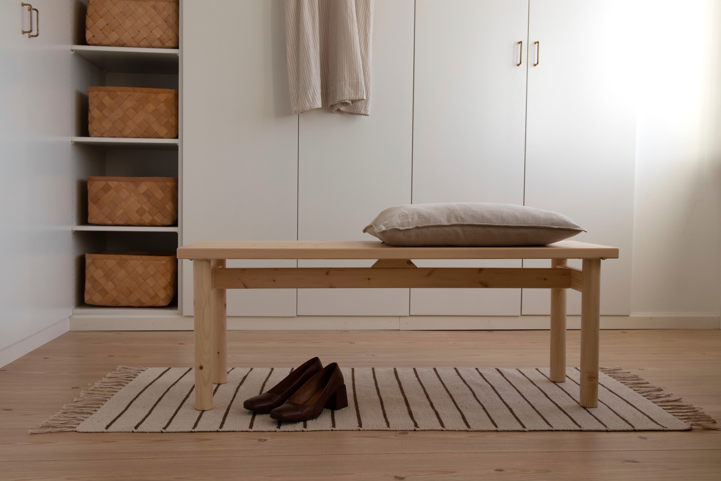Karup Design Sitzbank »PACE BENCH« aus FSC®-zertifiziertem Kiefernholz, Grösse 120 x 40 cm.