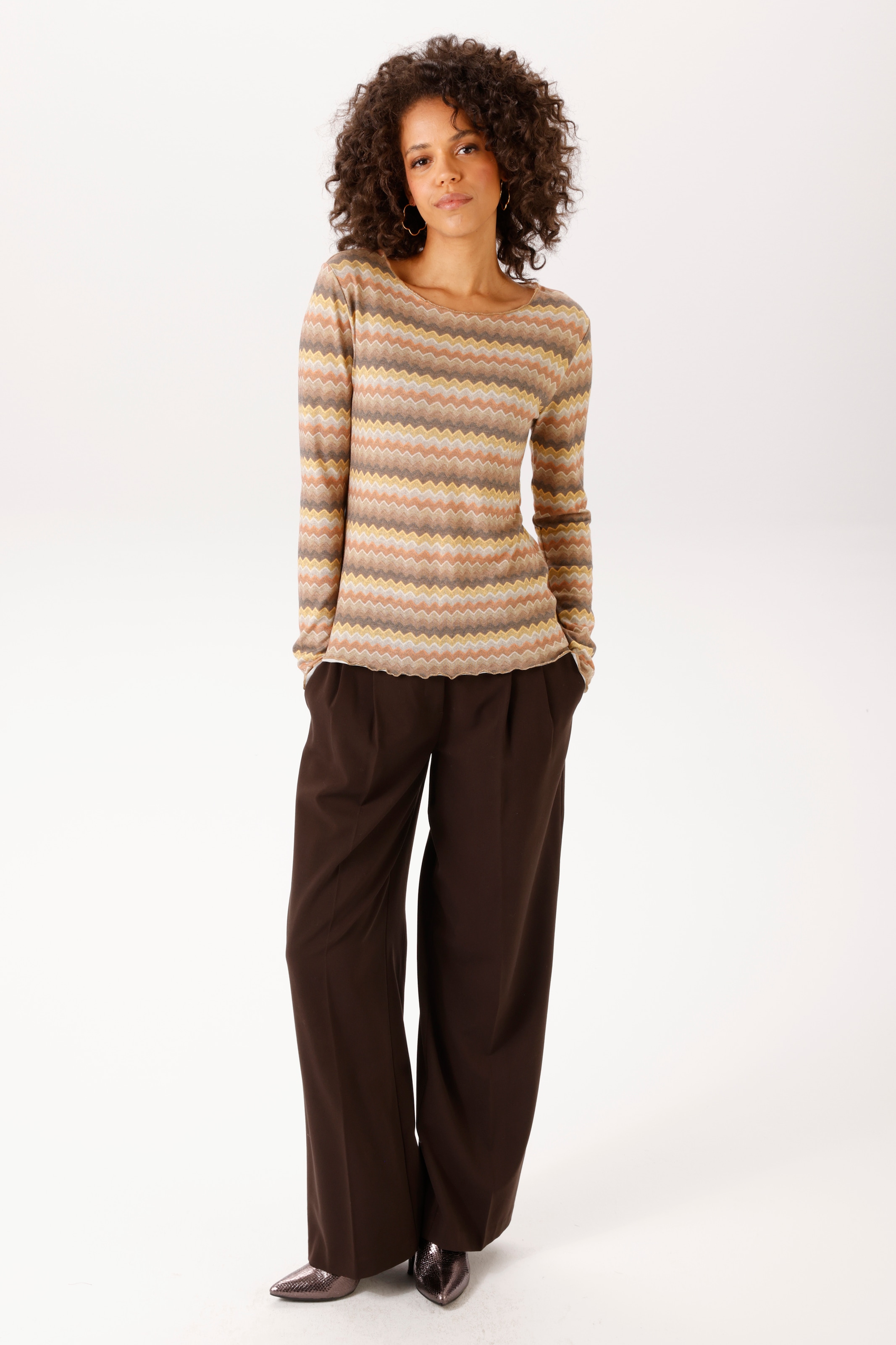 Aniston CASUAL Langarmshirt im trendfarbenem, geringelten Zick-Zack-Muster - NEUE KOLLEKTION