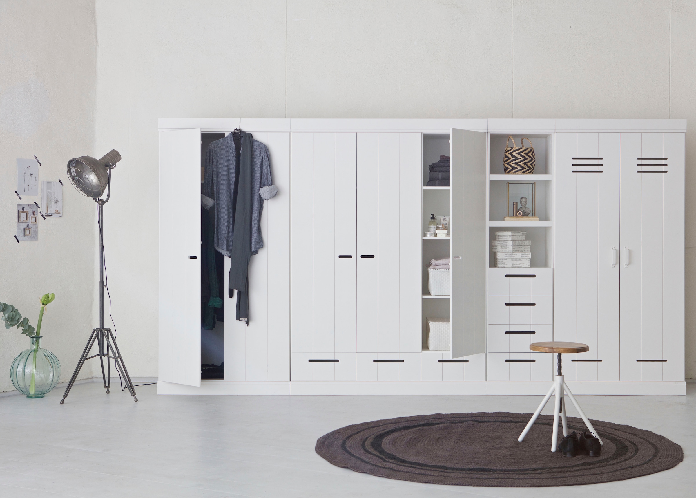 WOOOD Armoires à vêtements »Connect FSC®-Kiefernholz mit sichtbare Maserungen H195 x B94 x T53 cm« pin massif FSC®, intérieur mélaminé