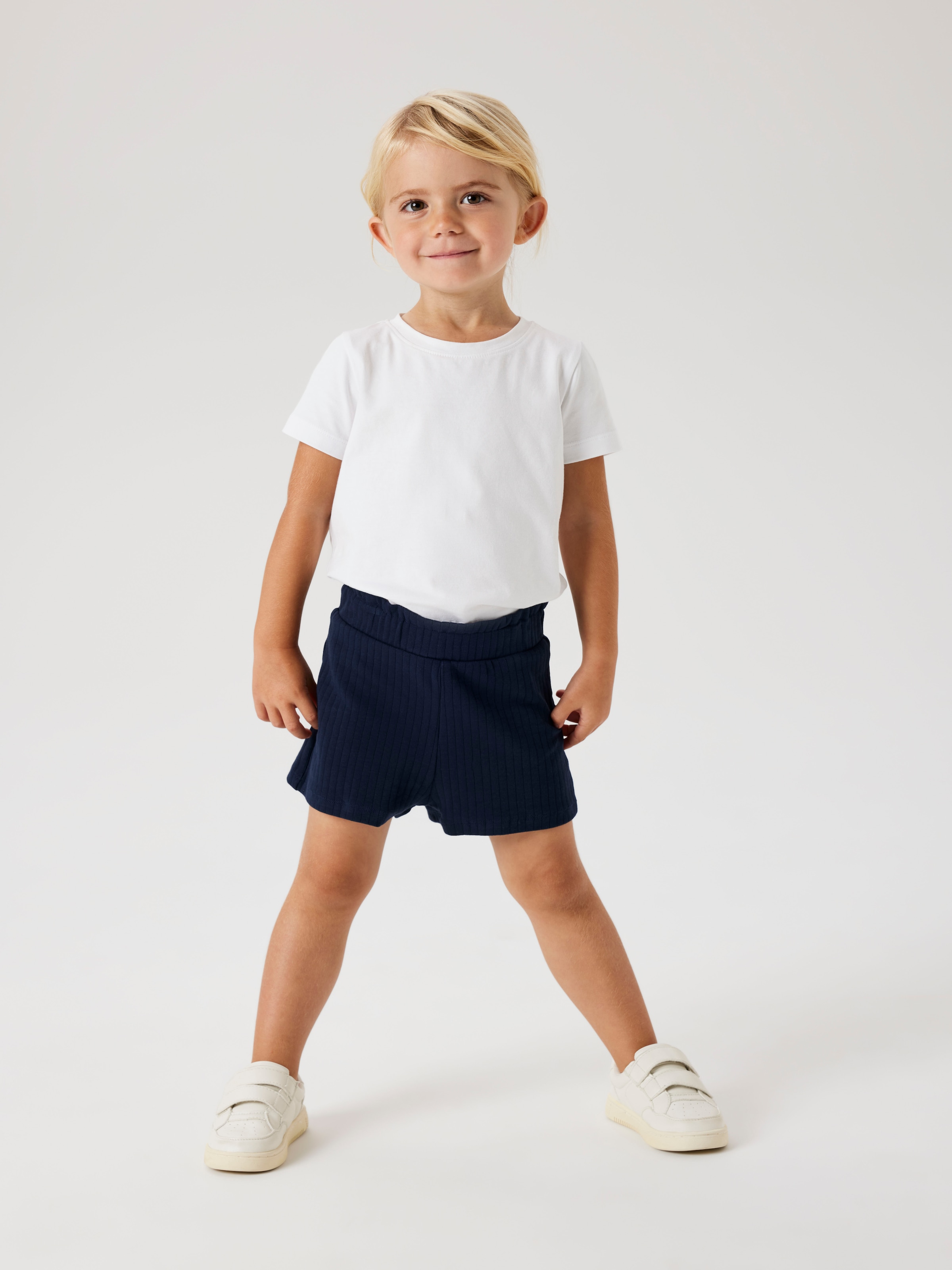Name It Shorts »NMFSURAJALI SHORTS NOOS«  Baumwollmischung, Paperbag Bündchen, innen verstellbar, Stretch