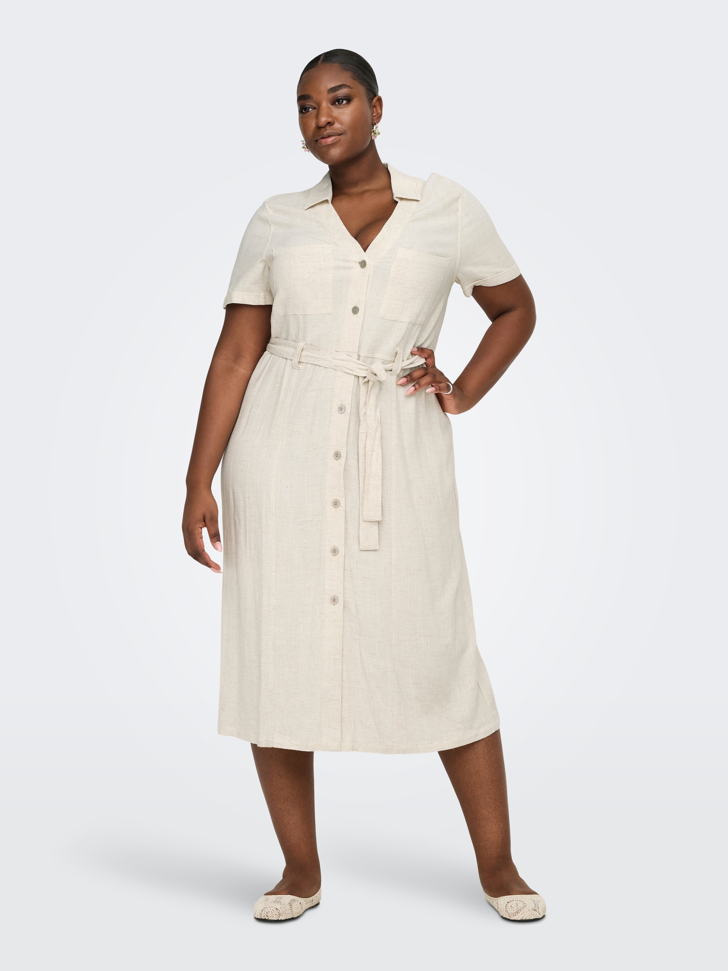ONLY CARMAKOMA Robe chemisier »CARSIESTA SS LIN BL SHIRT DRESS PNT NOOS«
