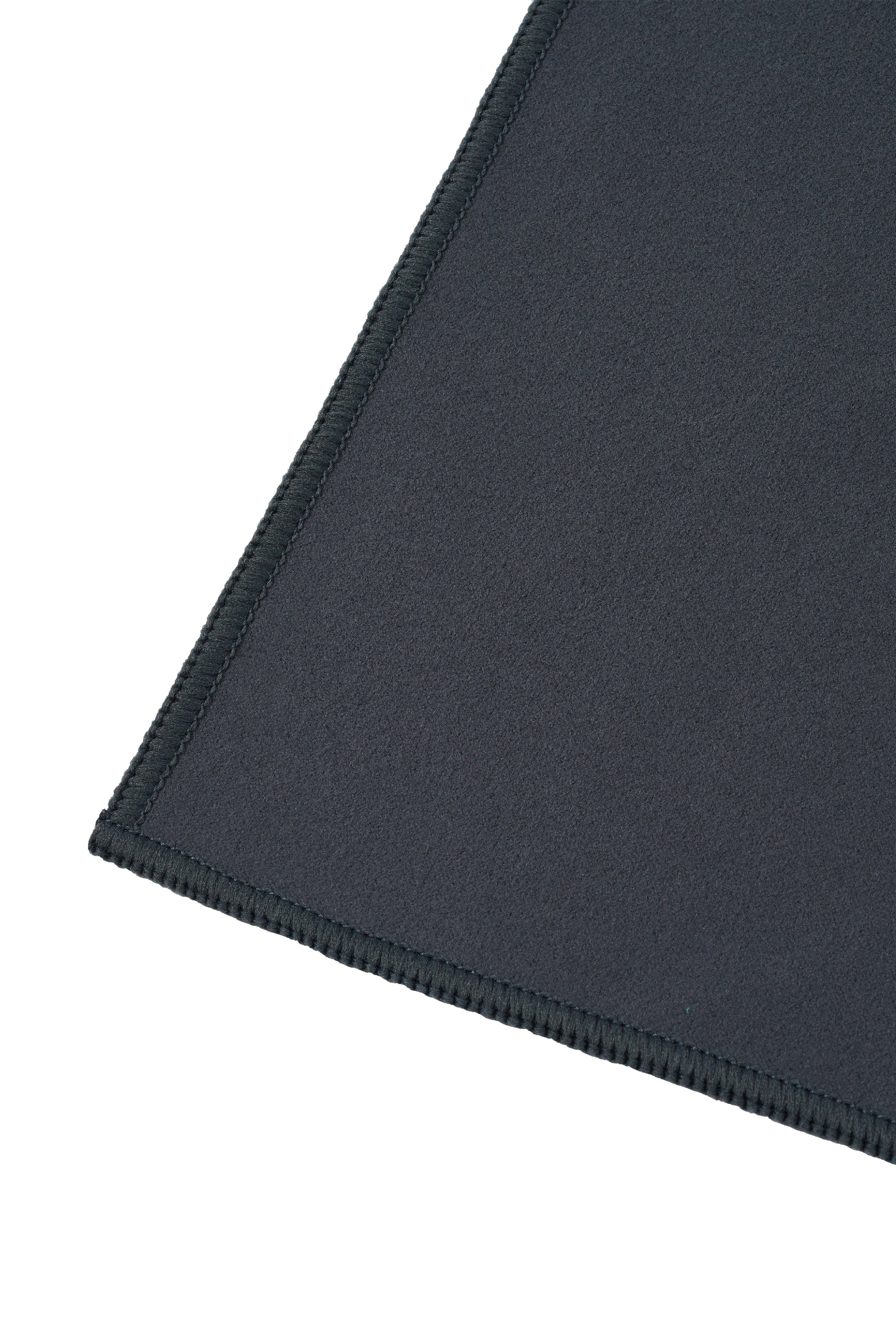 GOODproduct Handtücher »Leoa, diverse Grössen, Sporthandtuch, Reisehandtuch, Strandtuch« sehr leicht, kompakt, schnelltrocknend, Mikrofaser mit Kontrastnaht