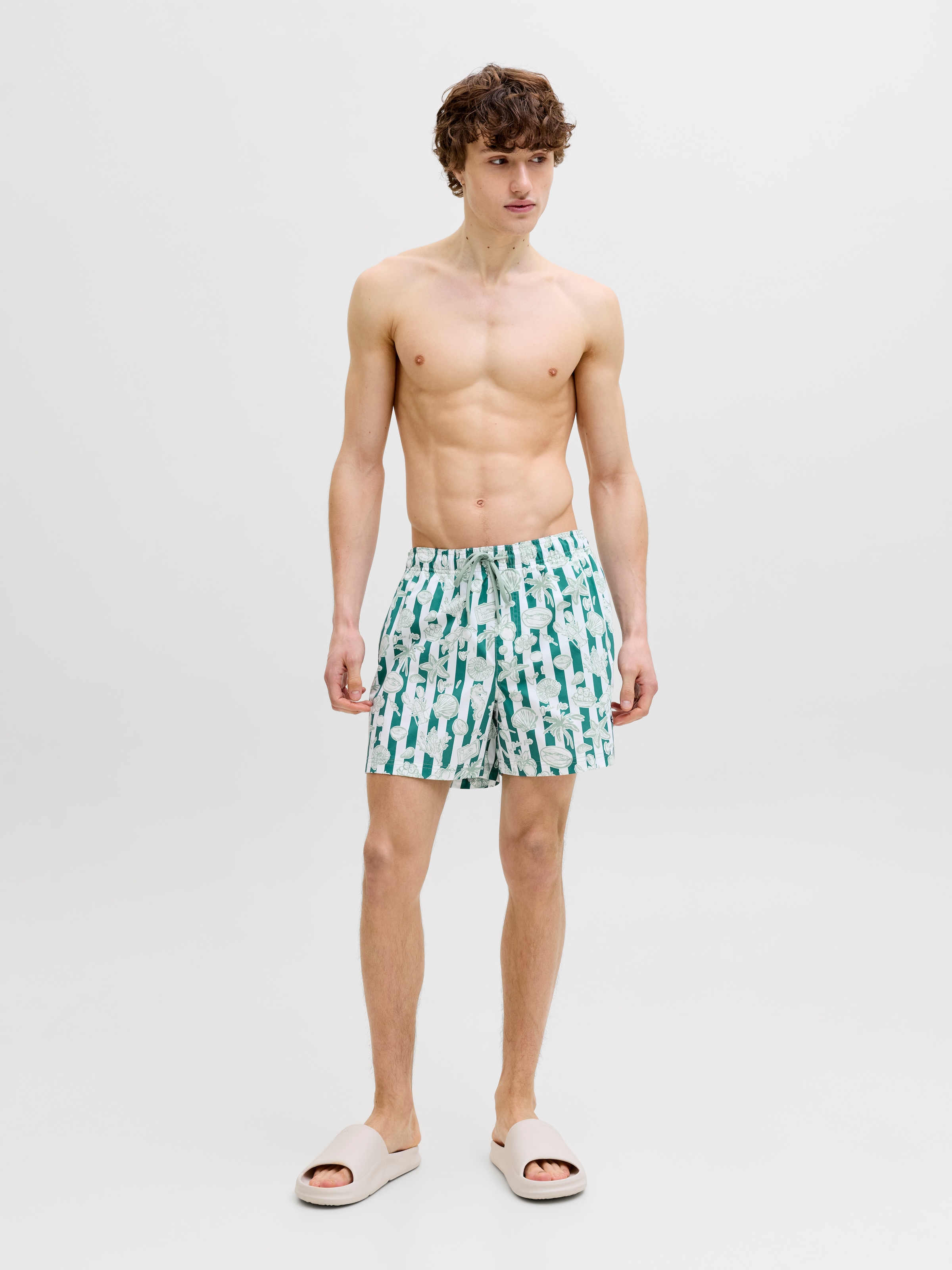 Jack & Jones Short de bain »JPSTMAUI VIBES NOVELTY AOP SWIM SHORT SN« fibre synthétique