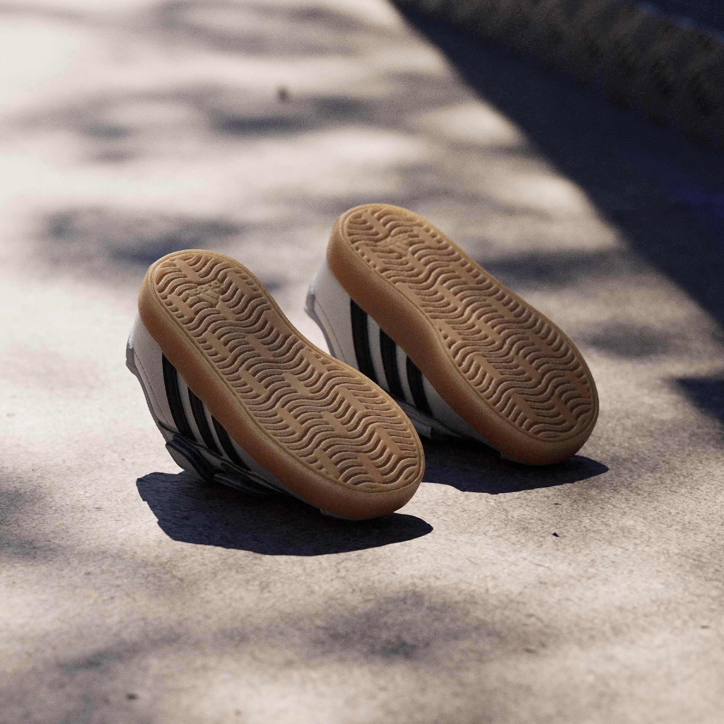 adidas Sportswear Chaussures à scratch »VL COURT 3.0 KIDS«  inspiriert vom Design des adidas samba, für Kinder