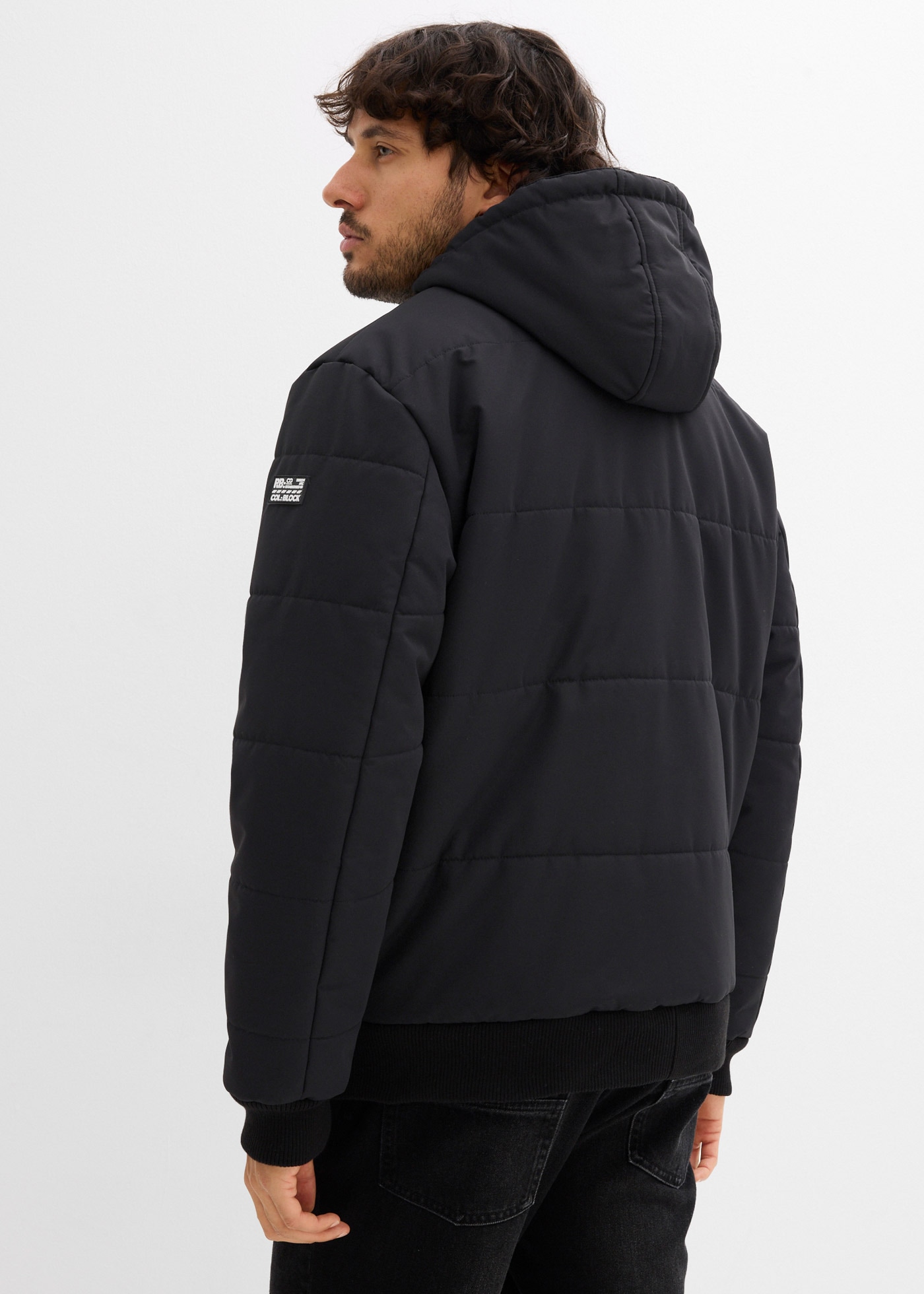 bonprix Veste matelassée »Winter-Steppjacke in Blousonform mit Kapuze« mit Kapuze Winter-Steppjacke in Blousonform mit Kapuze