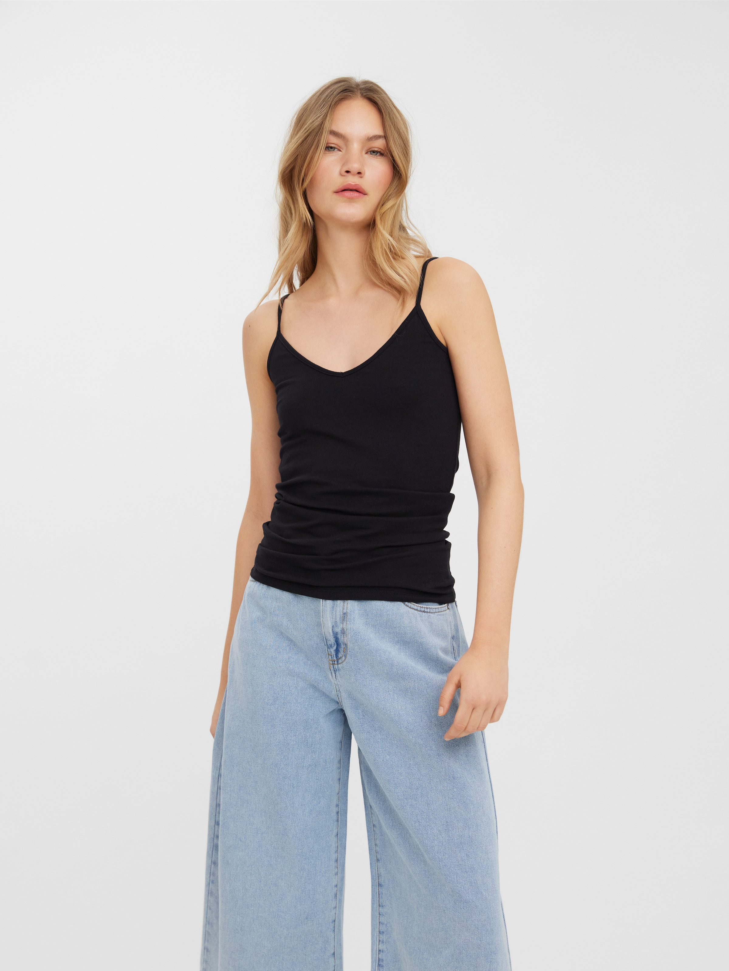 Vero Moda Top à bretelles spaghetti »VMMAXI MY SOFT V SINGLET 2PACK« pack de 2, 2 Mélange de coton, coupe slim