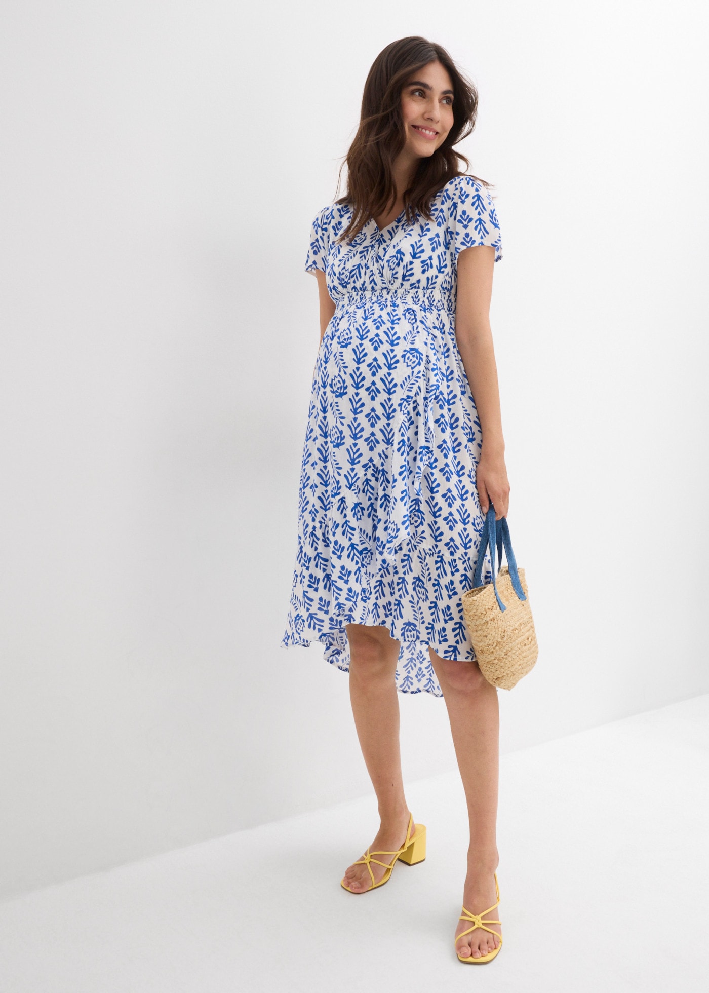bonprix Robe d'allaitement longueur couvrant le mollet, décolleté en V profond en style cache-cœur