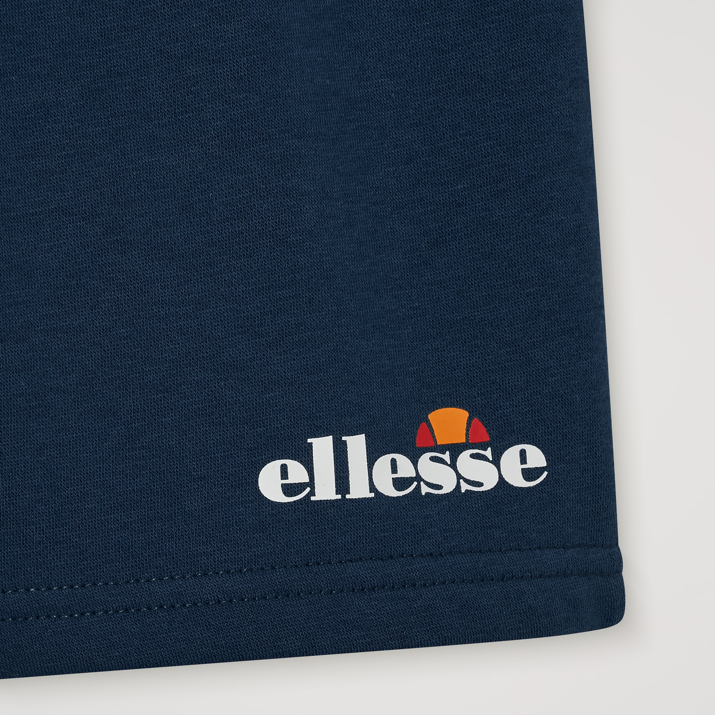 Ellesse Shorts »MIETTA 2 SHORT«  aus Baumwolle und Polyester, normaler Schnitt, sportlicher Stil
