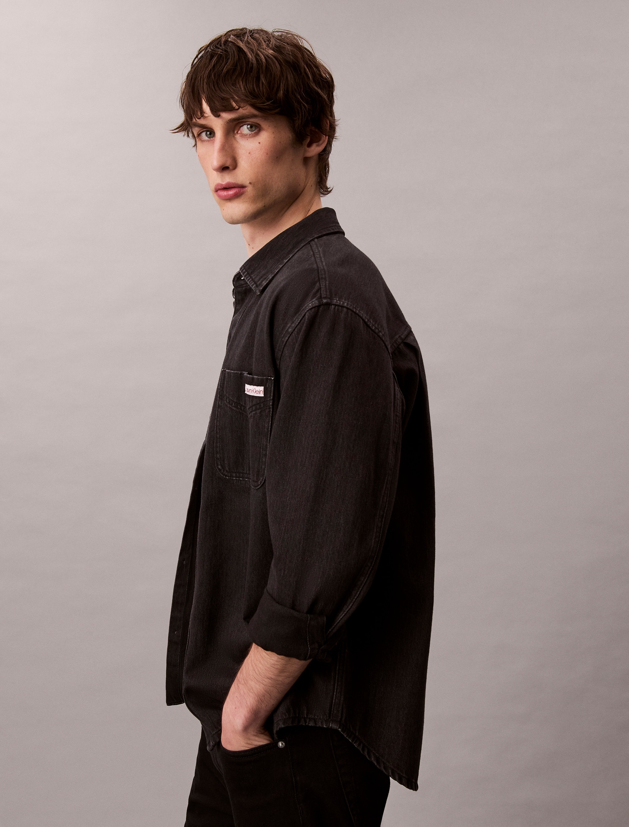 Calvin Klein Jeans Chemise à manches longues »CLASSIC 205 BLACK OVERSHIRT« Mit Rundhalsausschnitt, regular fit