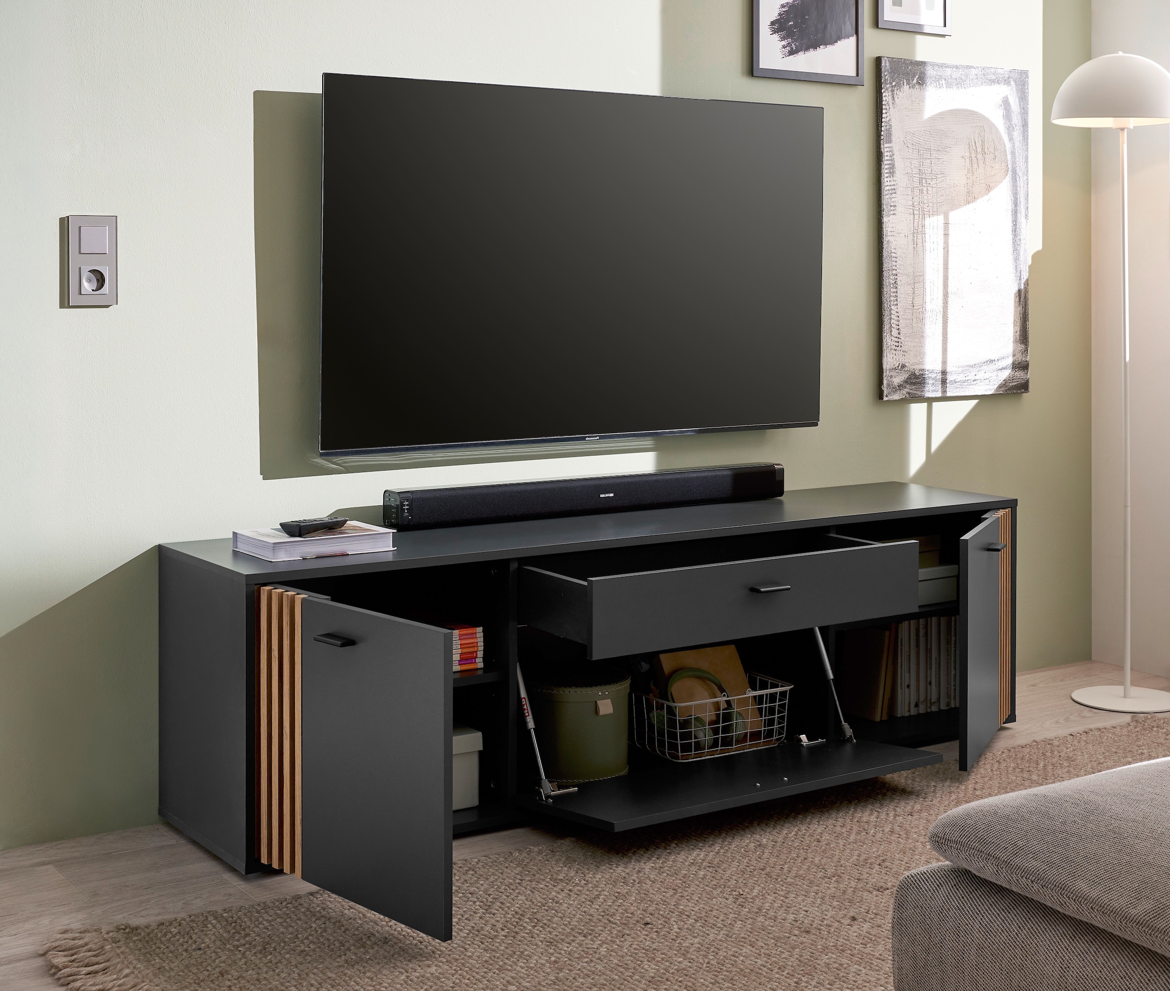 HBZ Lowboard »Dublin TV-Schrank, BxHxT 180x50x38cm« 1 Stk. tlg. Breite 180cm, Softclose, Metallgriffe