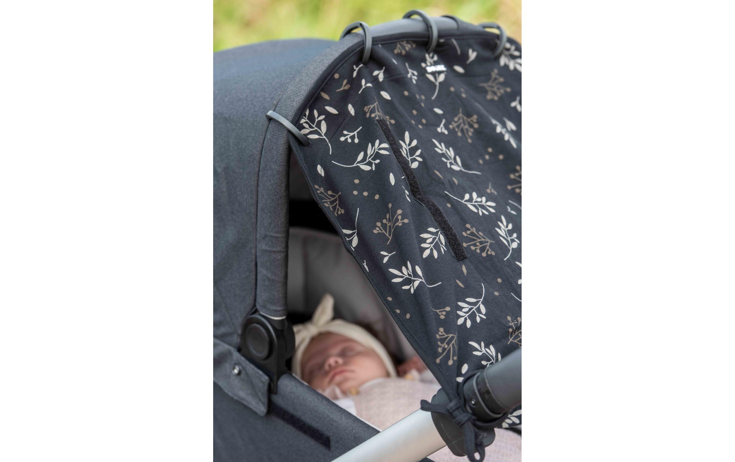 Dooky Kinderwagen-Sonnenschutzhülle »Universal Cover Romantic Leaves«
