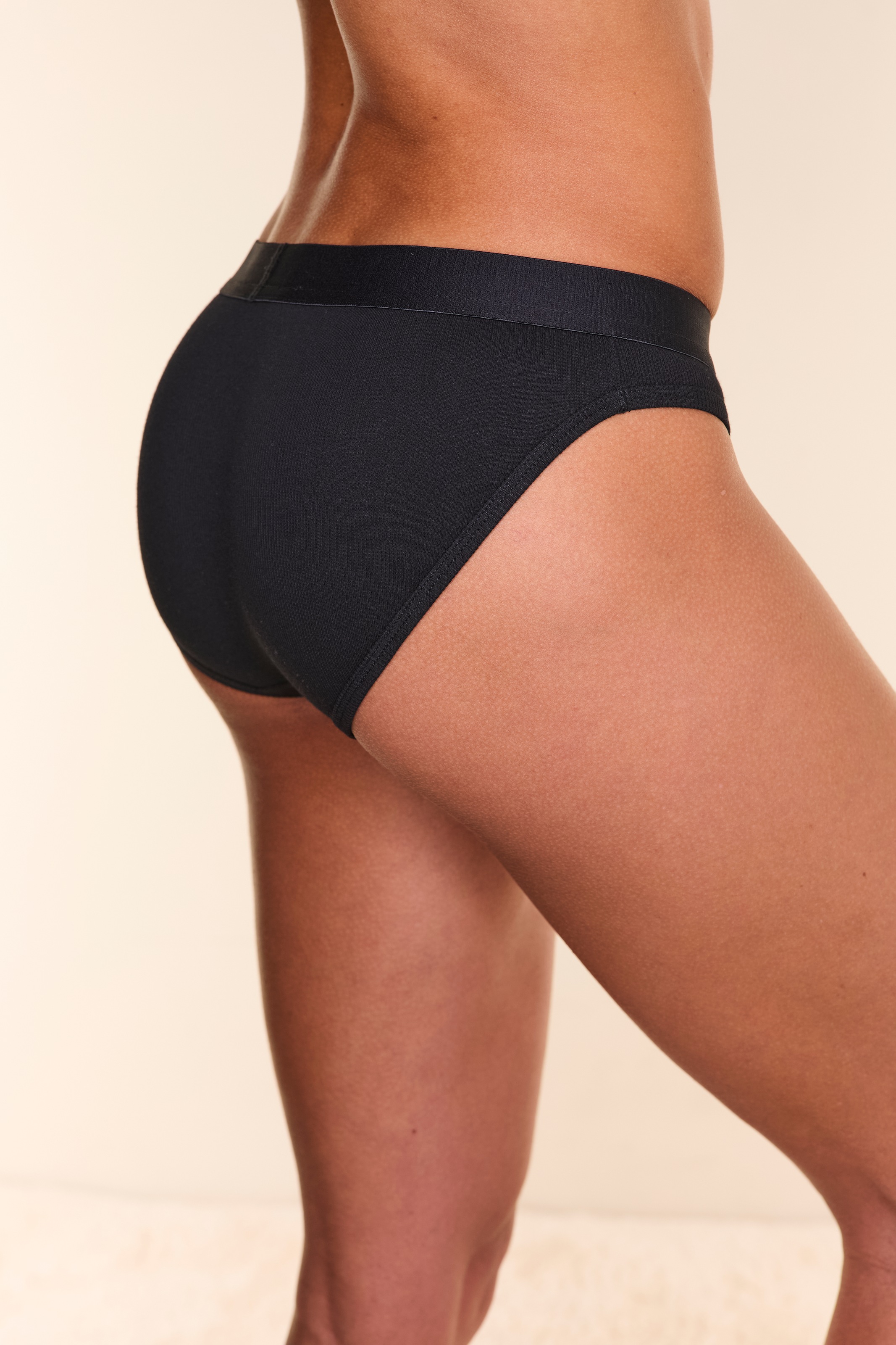 Copenhagen Studios Bikinislip angenehme Ripp-Qualität